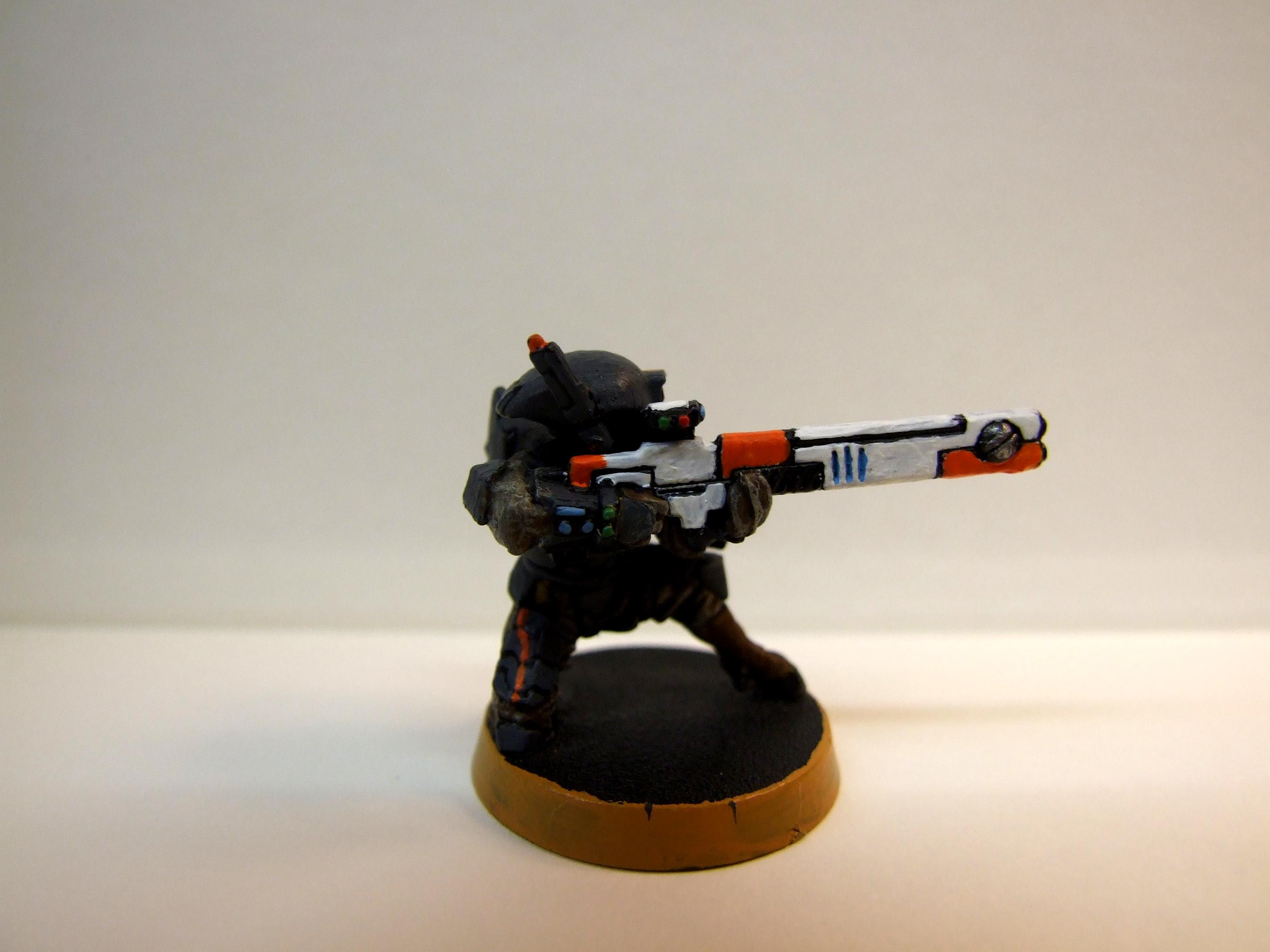 Tau, District 9 tau right