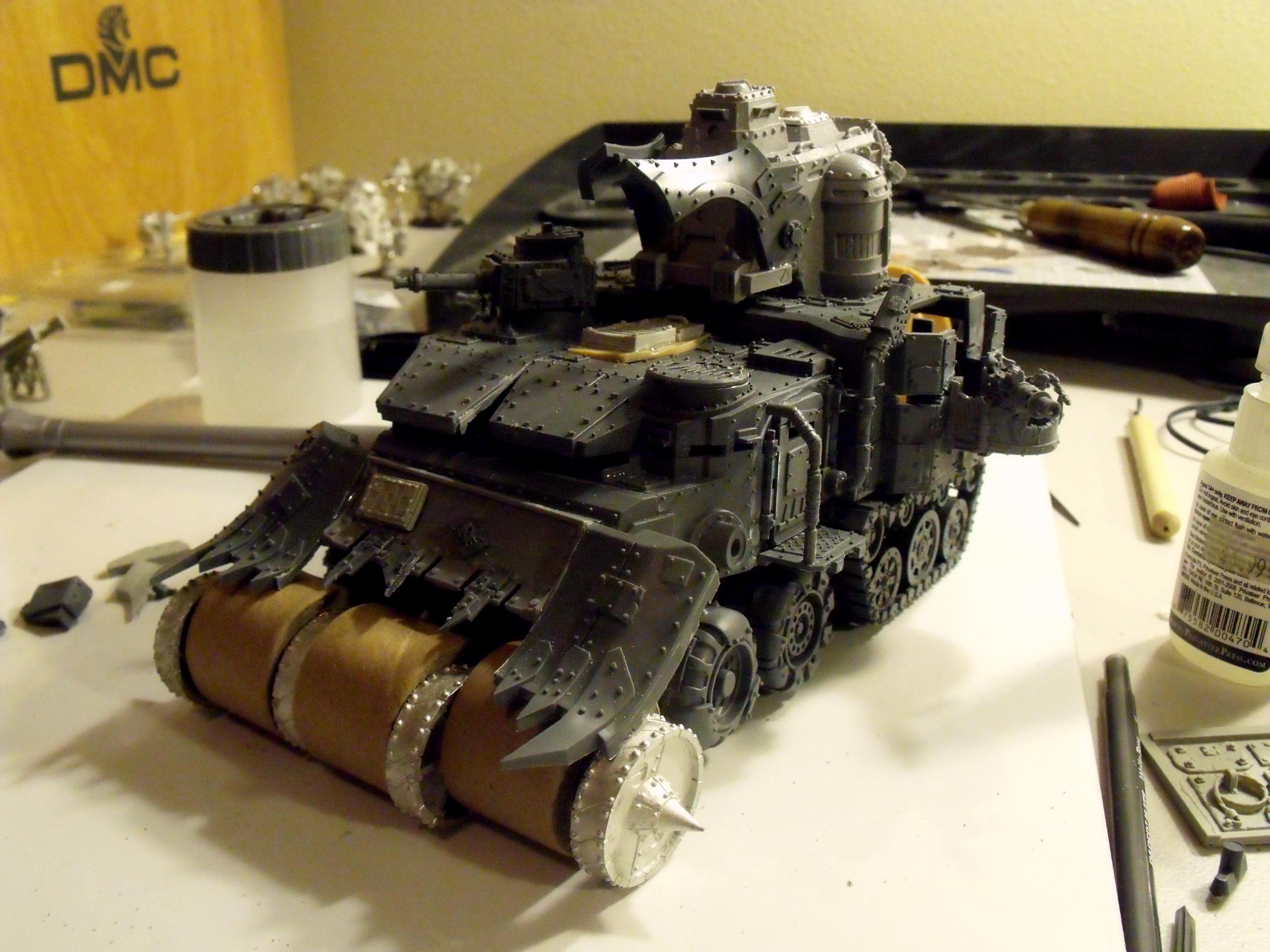 Battlewagon, Orks, With Kanon Turret