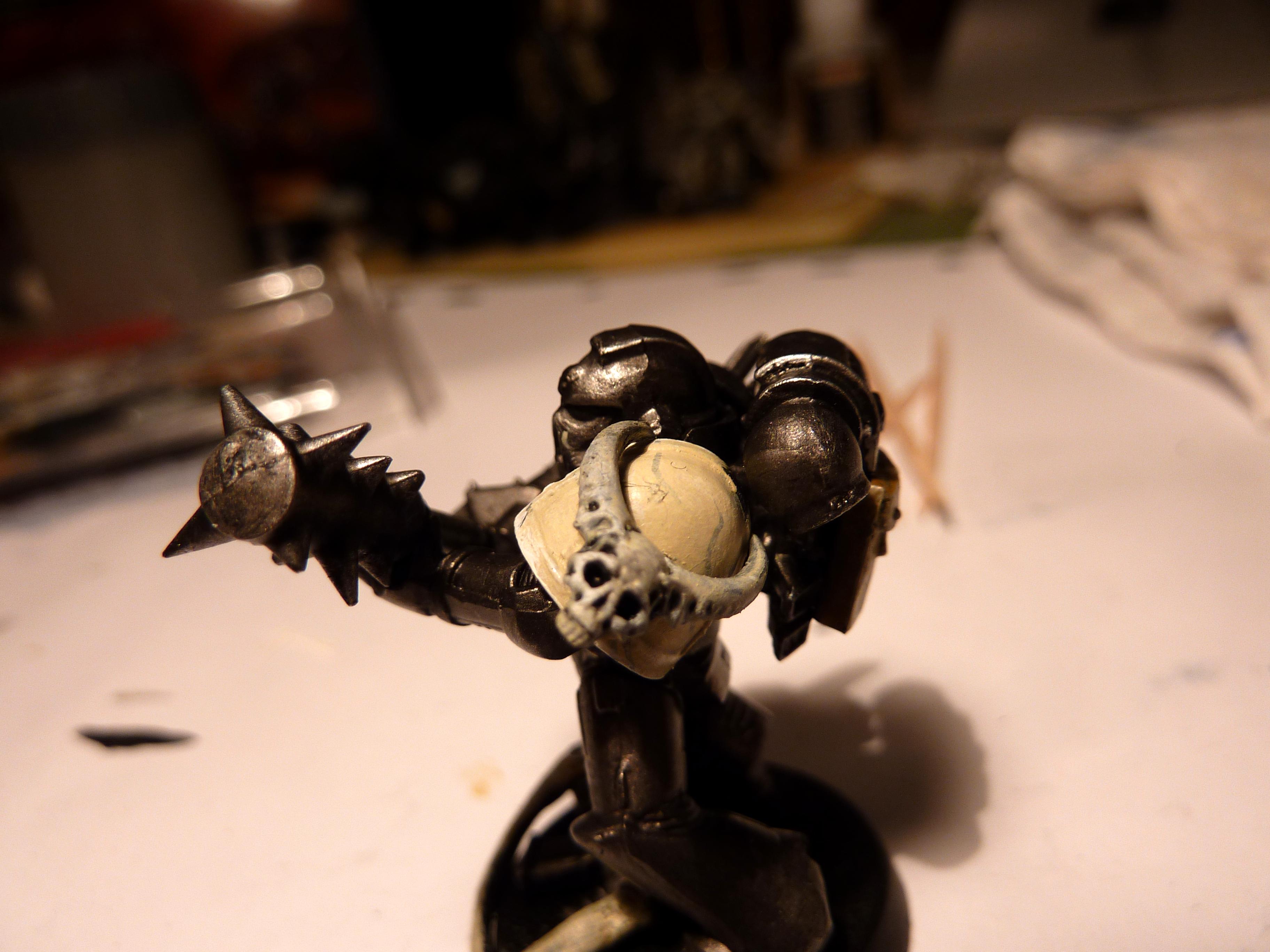 Chaos Space Marines, Club Guy, Horned Skulls, Shoulder Pad