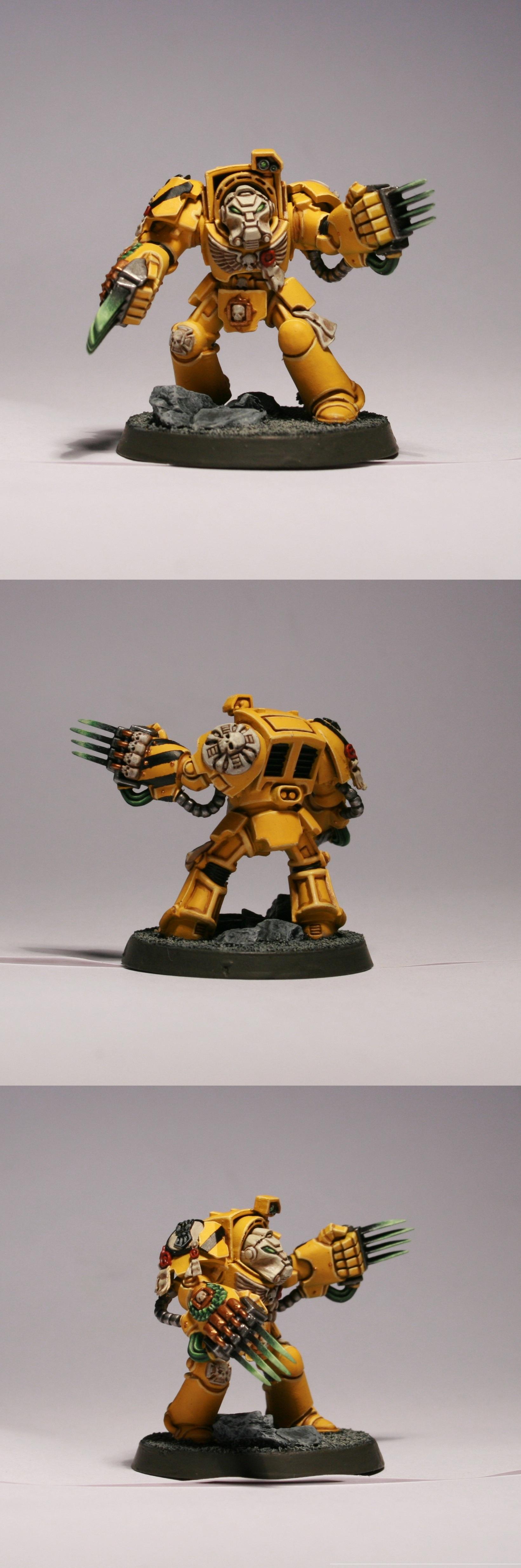 Imperial Fists, Lighting Effect, Lightning Claws, Power Weapon, Terminator Armor, Yellow