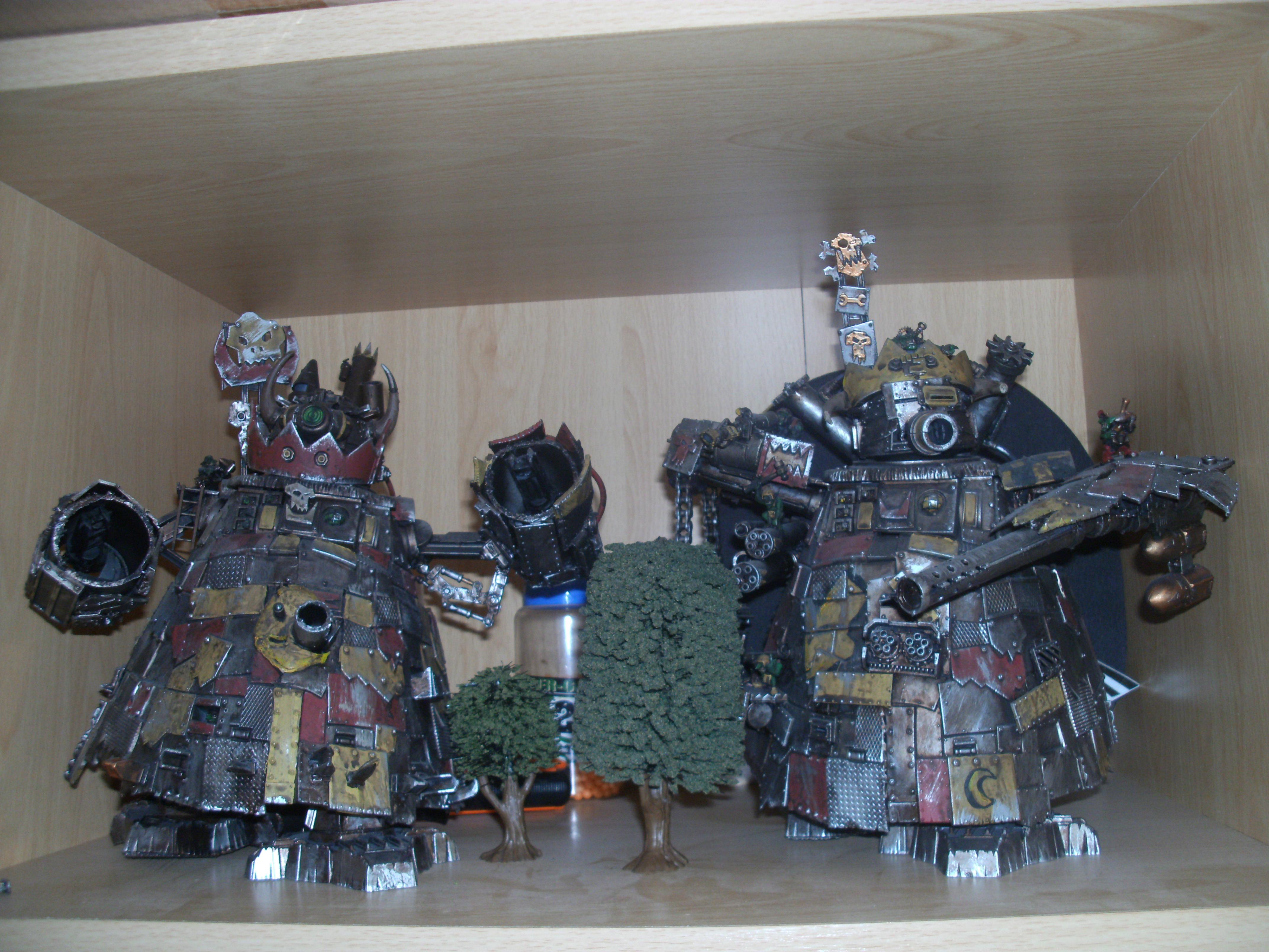 because i felt like it my two stompas i do collect orks and they are my main army 7000 points of deleciouse orkyness :D