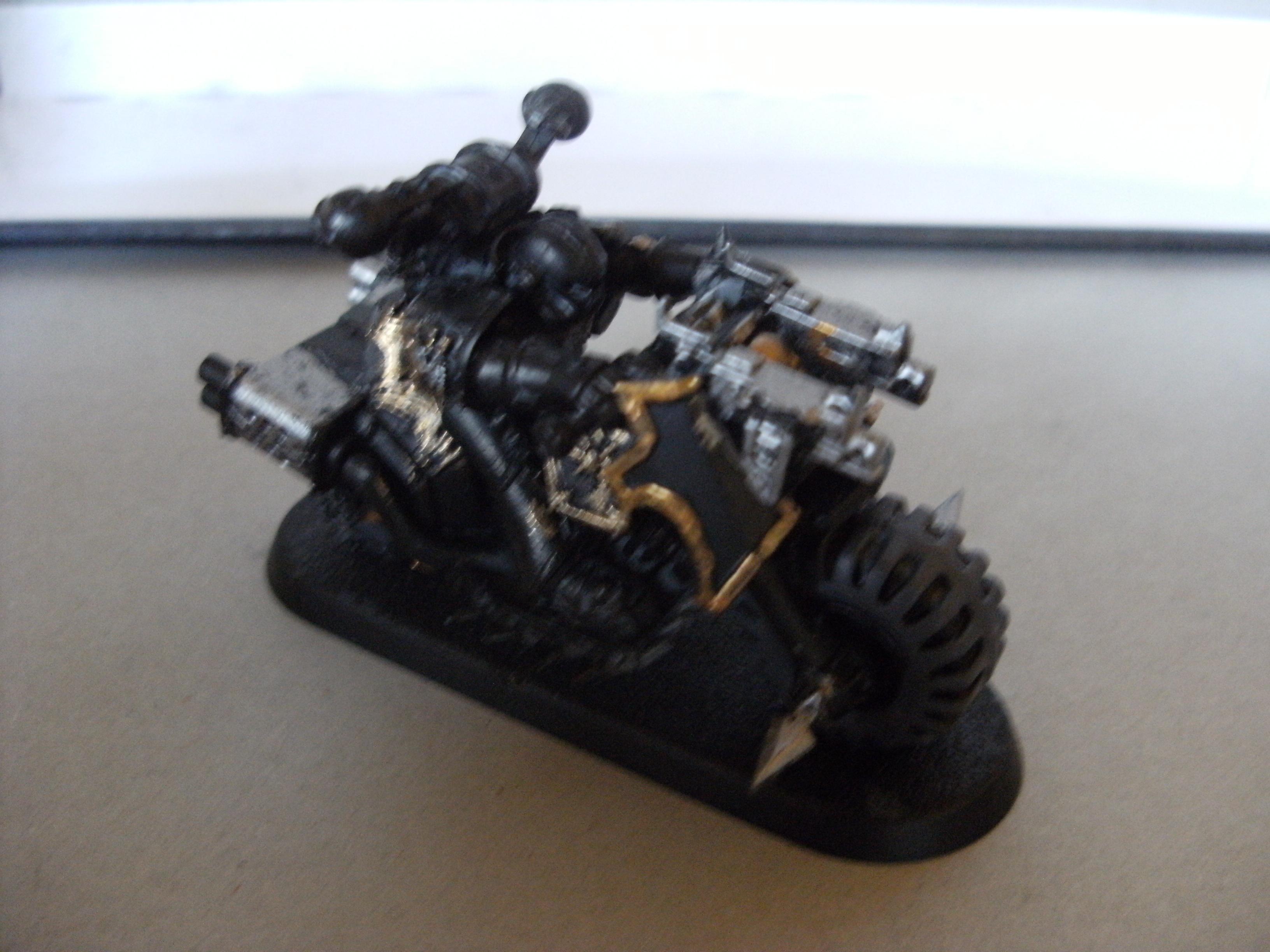 Chaos Marine Chain Sword Gun Bolt, Chaos Space Marines