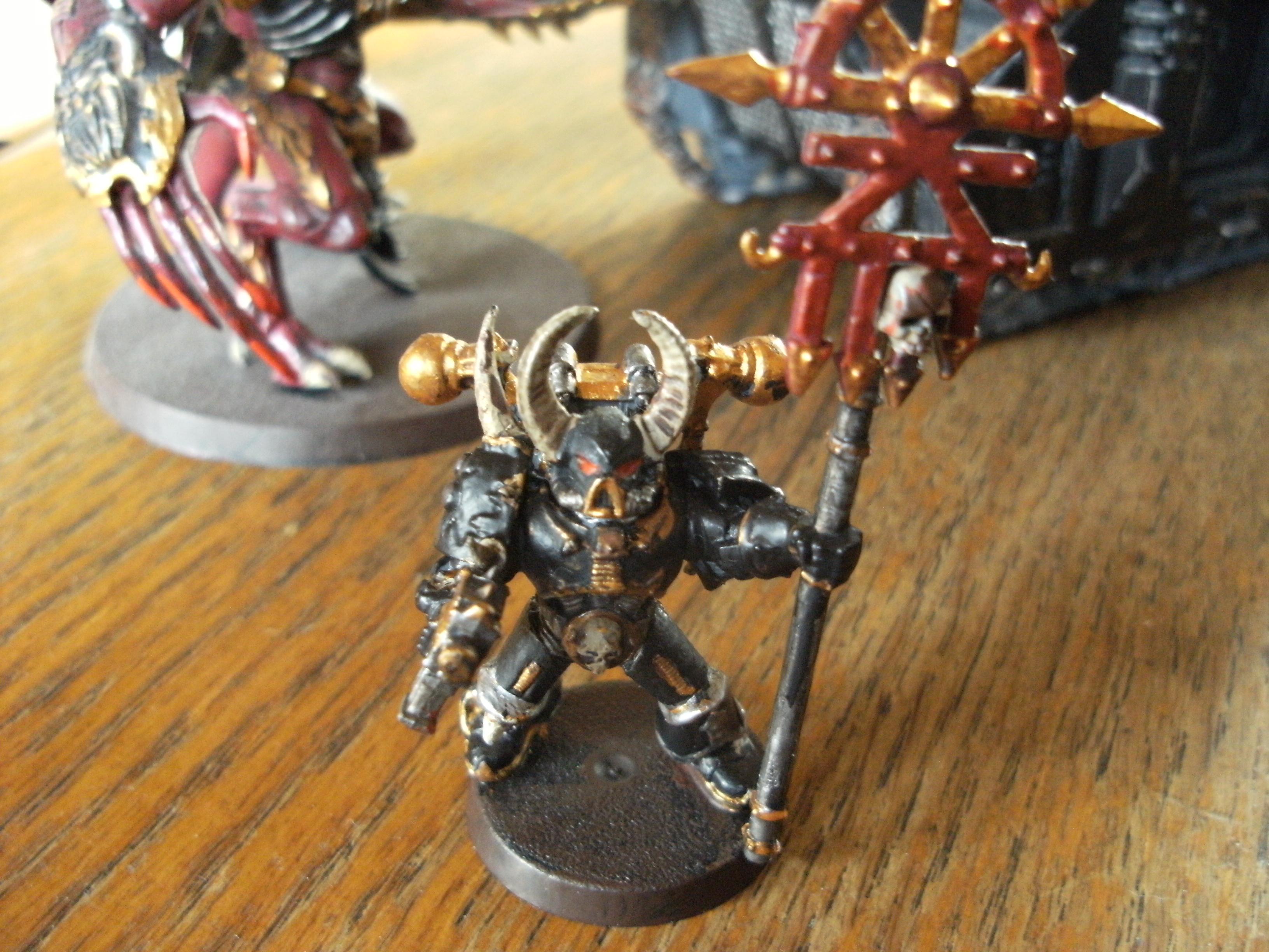 Chaos Marine Chain Sword Gun Bolt, Chaos Space Marines