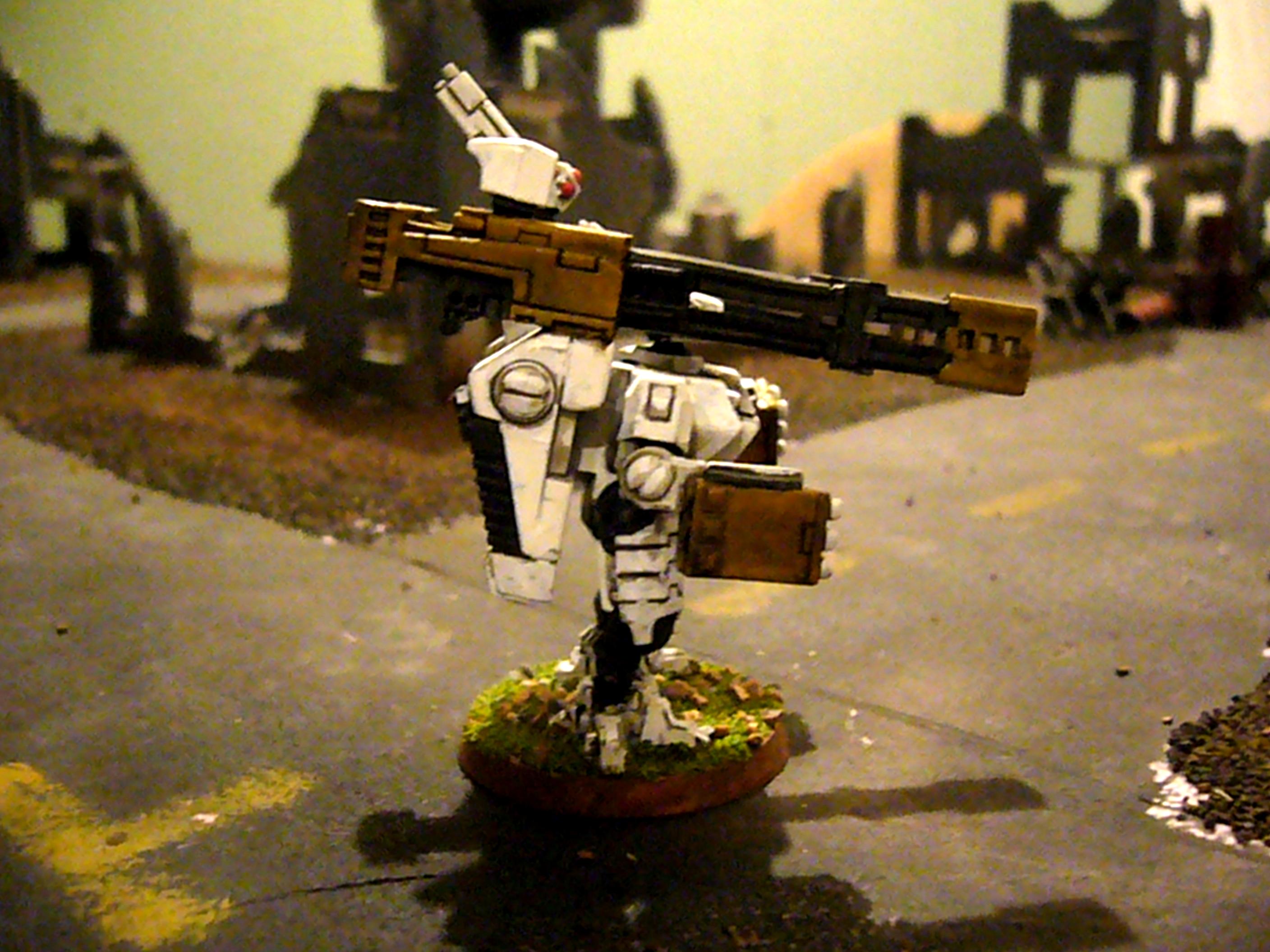 Tau, Broadside