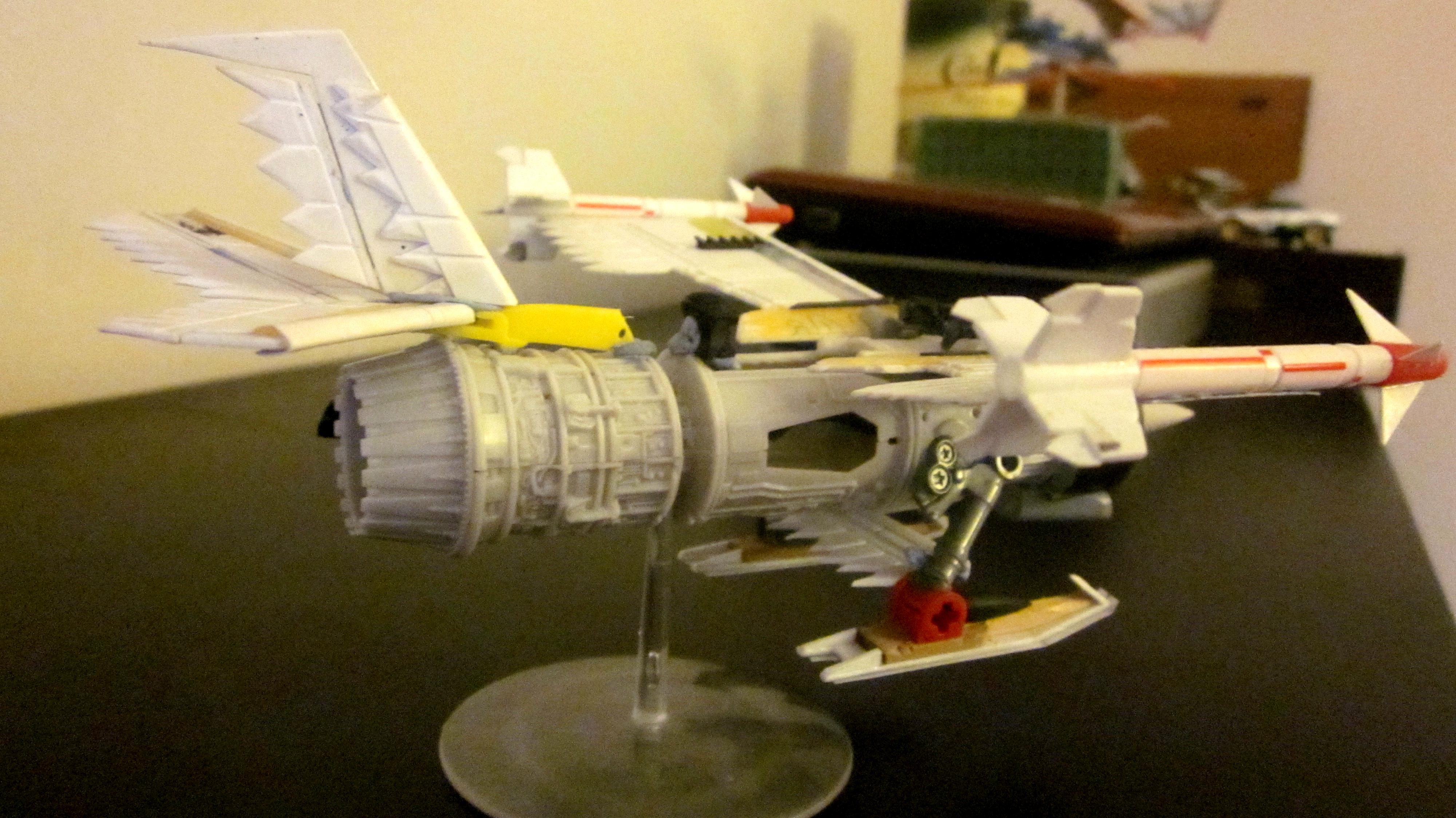 Ork Fighta/ F-104coff Intacepta!