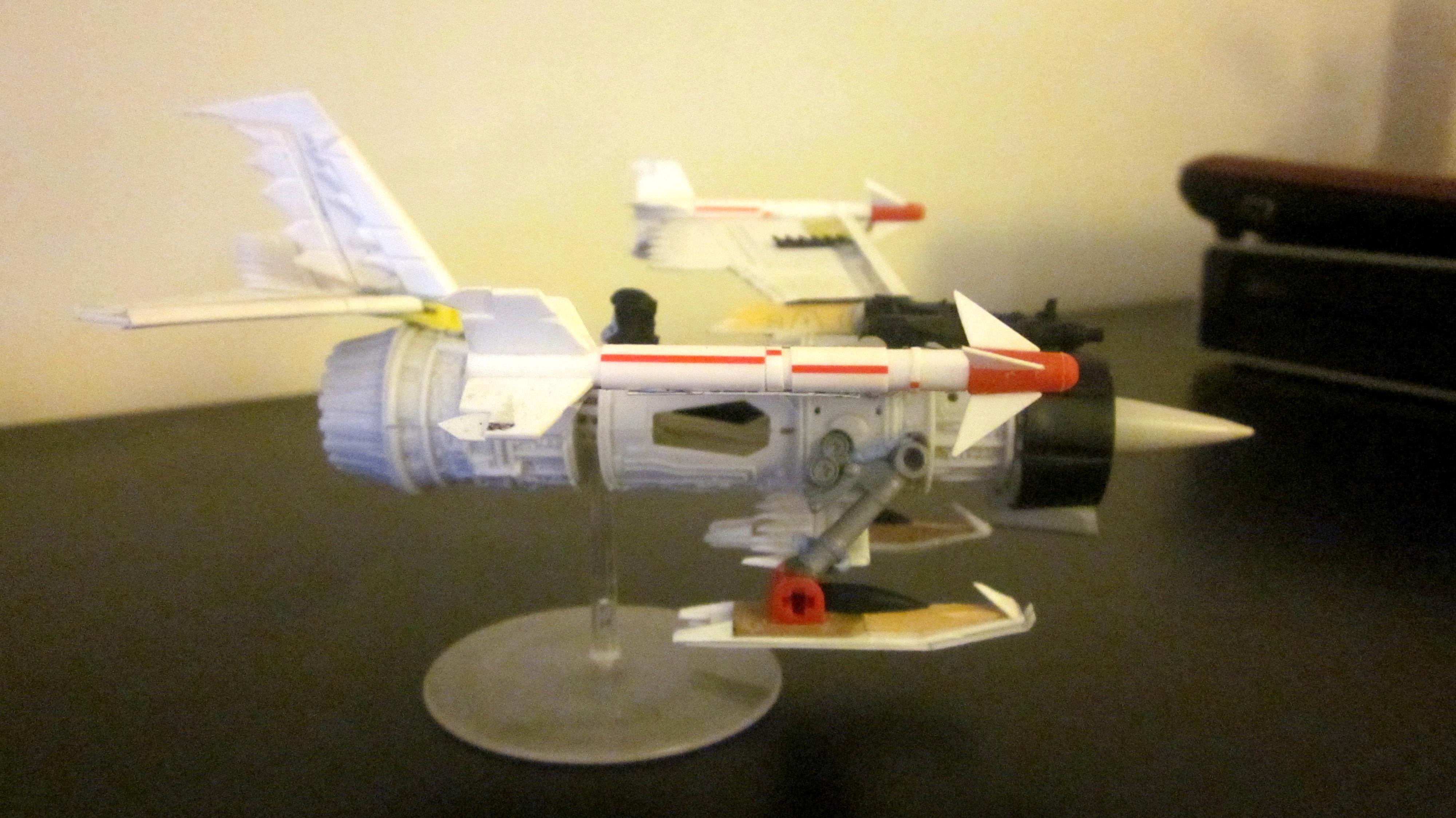 Ork Fighta/ F-104coff Intacepta!