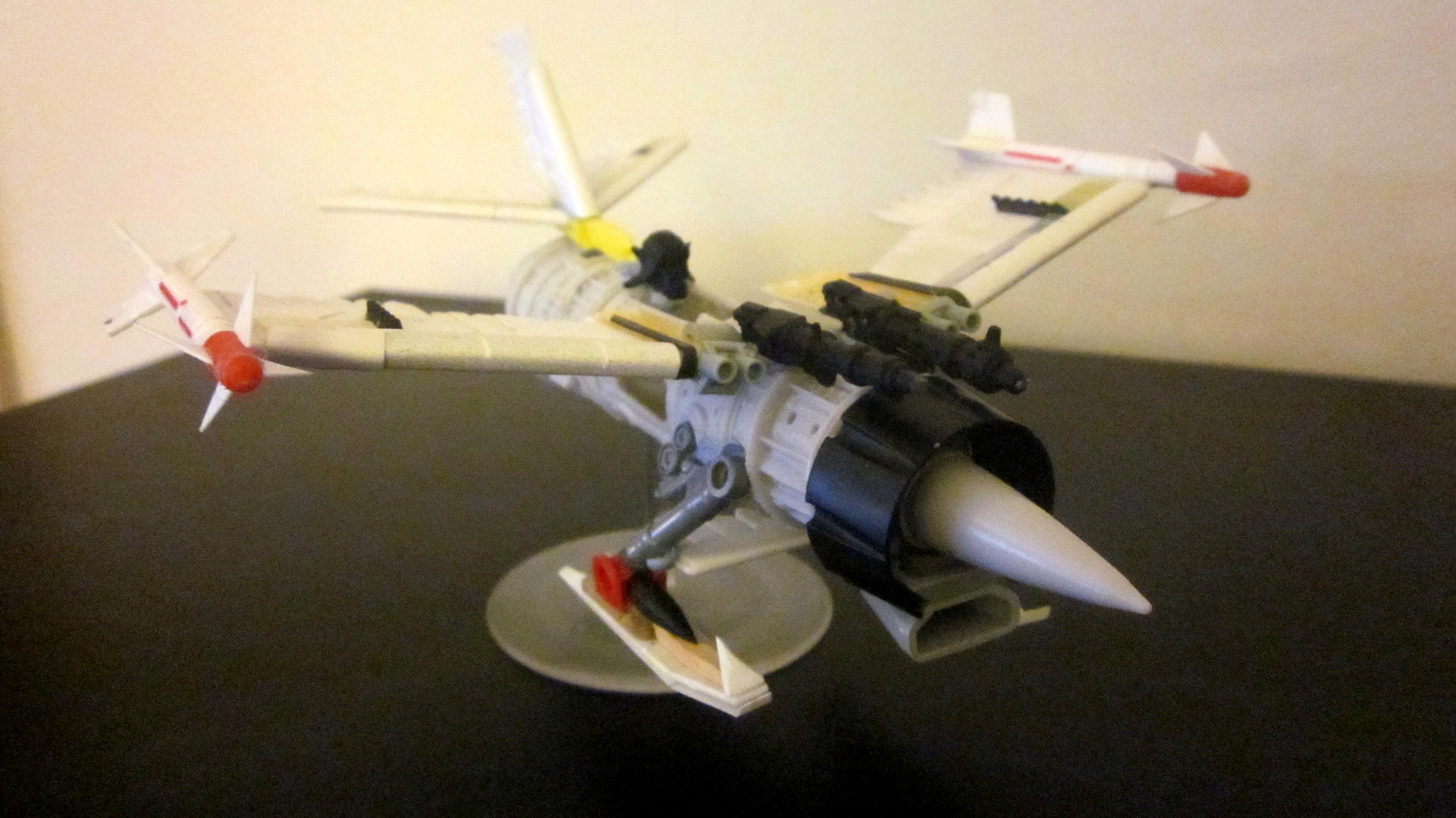 Ork Fighta/ F-104coff Intacepta!