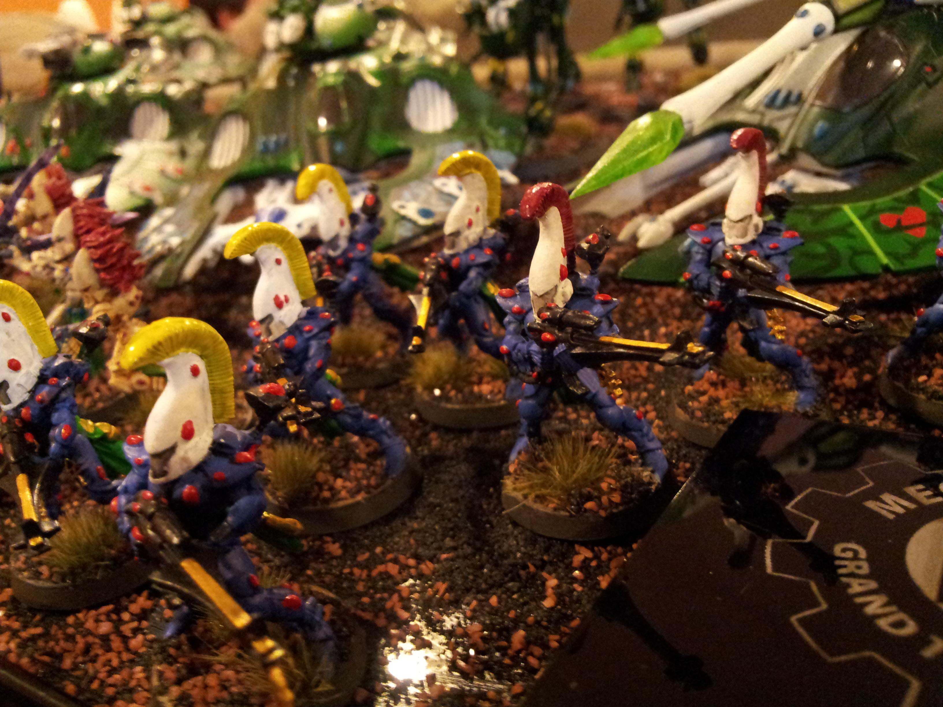 Biel-tan, Eldar, Dire Avengers, Red and Yellow Hats