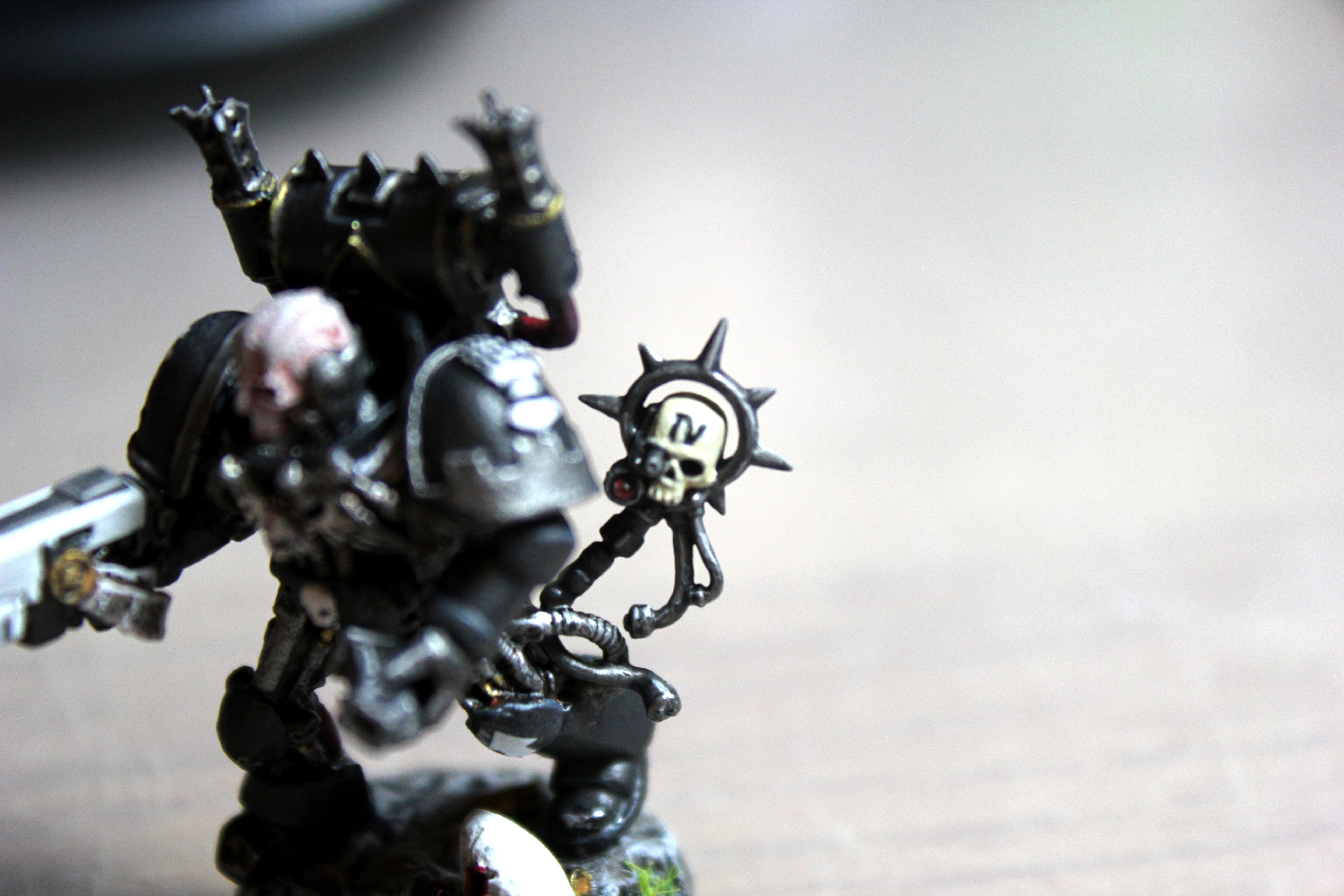 Base, Custom, Iron Hands, Skull Probe, Space Marines, Warhammer 40,000