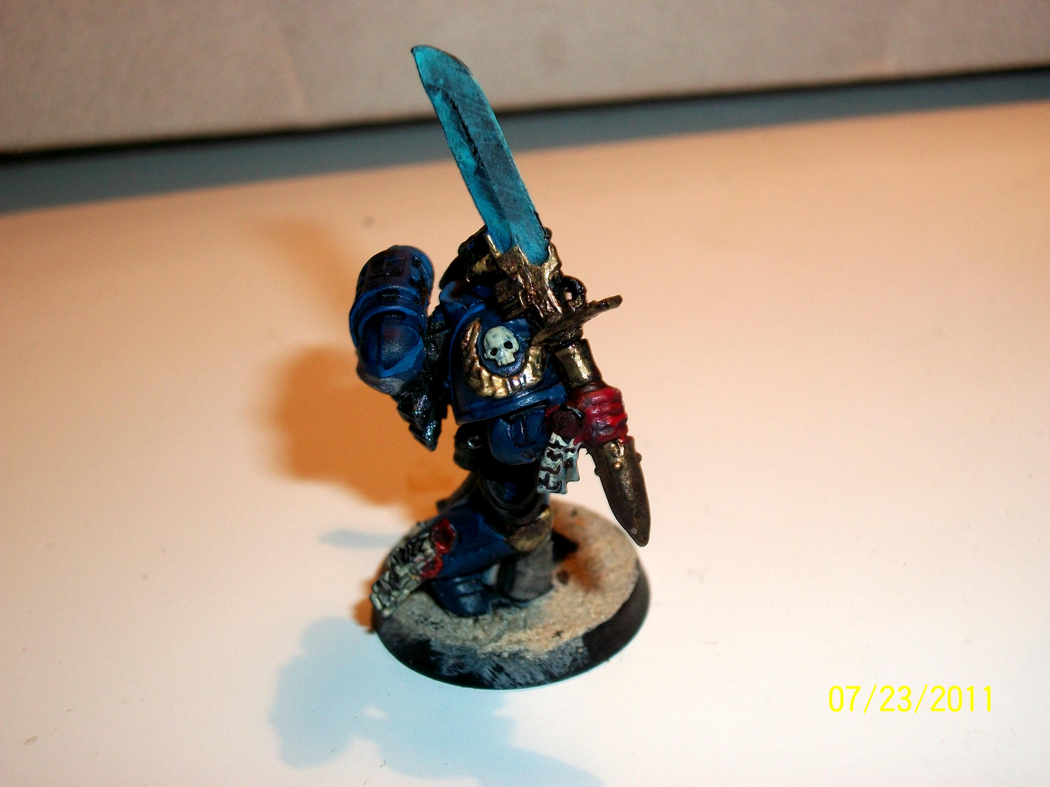 Crimson Fists, crimson fists chapter champion right