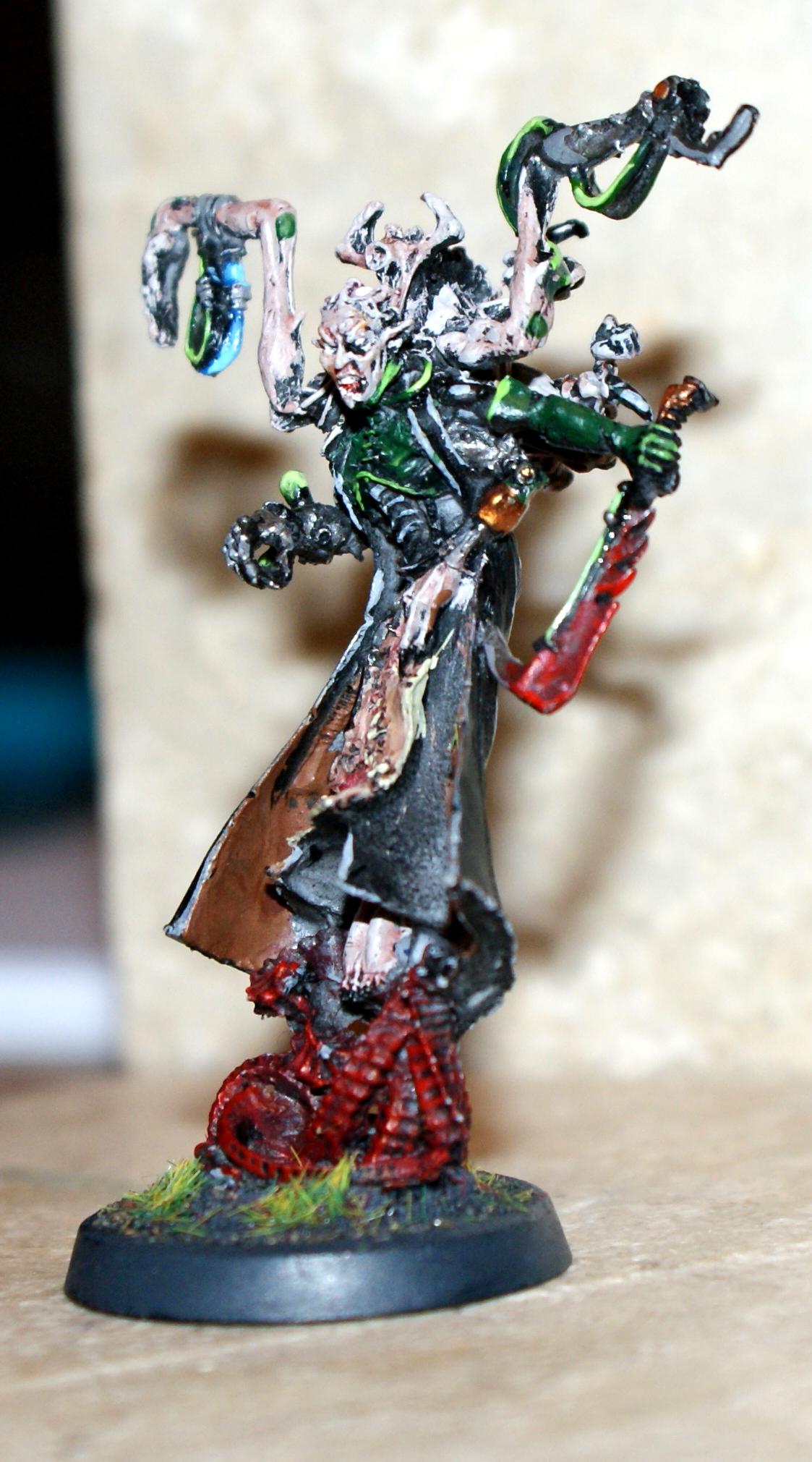 Dark Eldar, Haemonculus