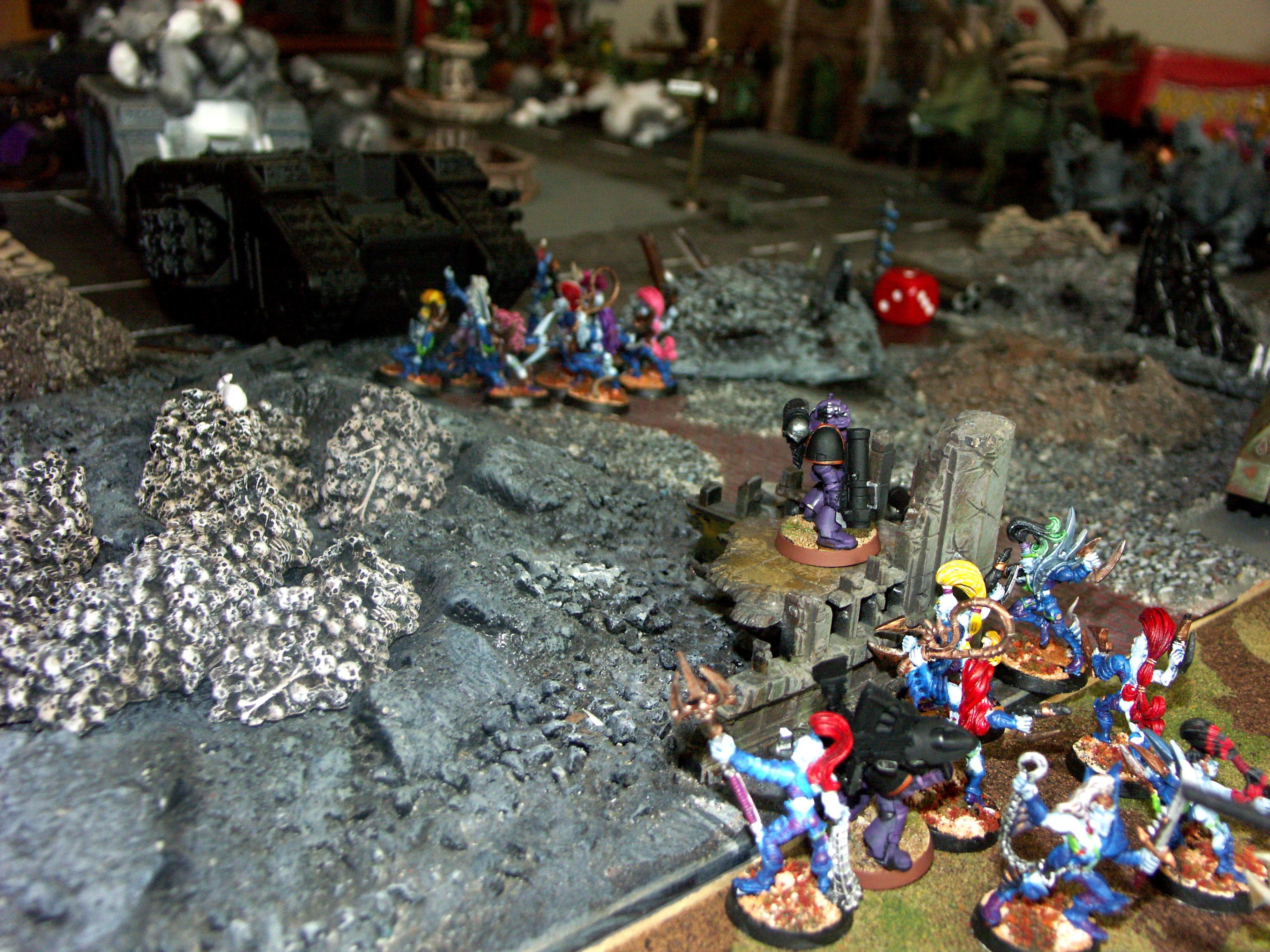 Apocalypse, Battle, Battle Report, Black Templars, Chaos, Chaos Space Marines, Dark Eldar, De, Imperial Guard, Orks, Space Marines, Space Wolves