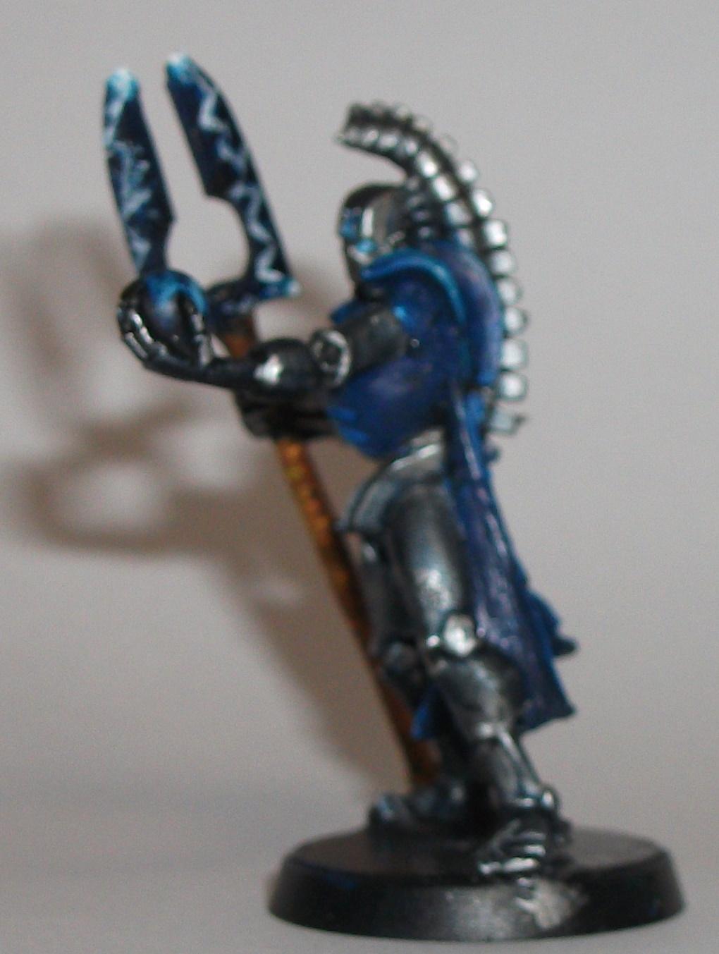veiw of the otherside, so you can see him from most angles! soory for blurriness..