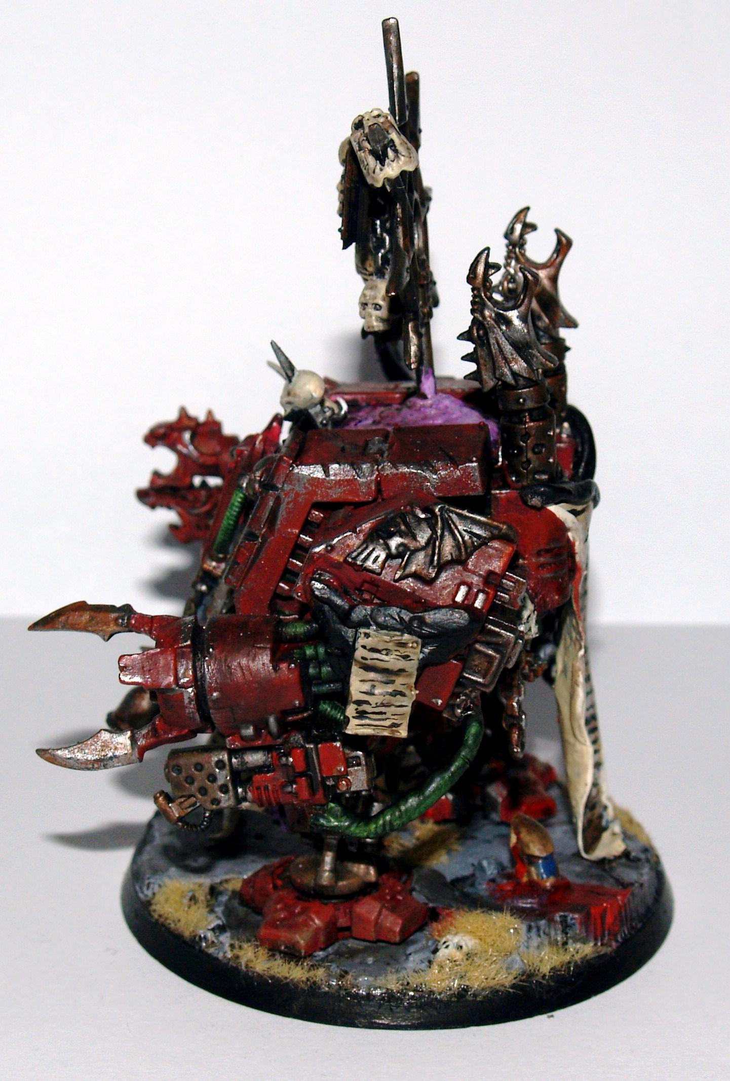 Word Bearers dreadnought side