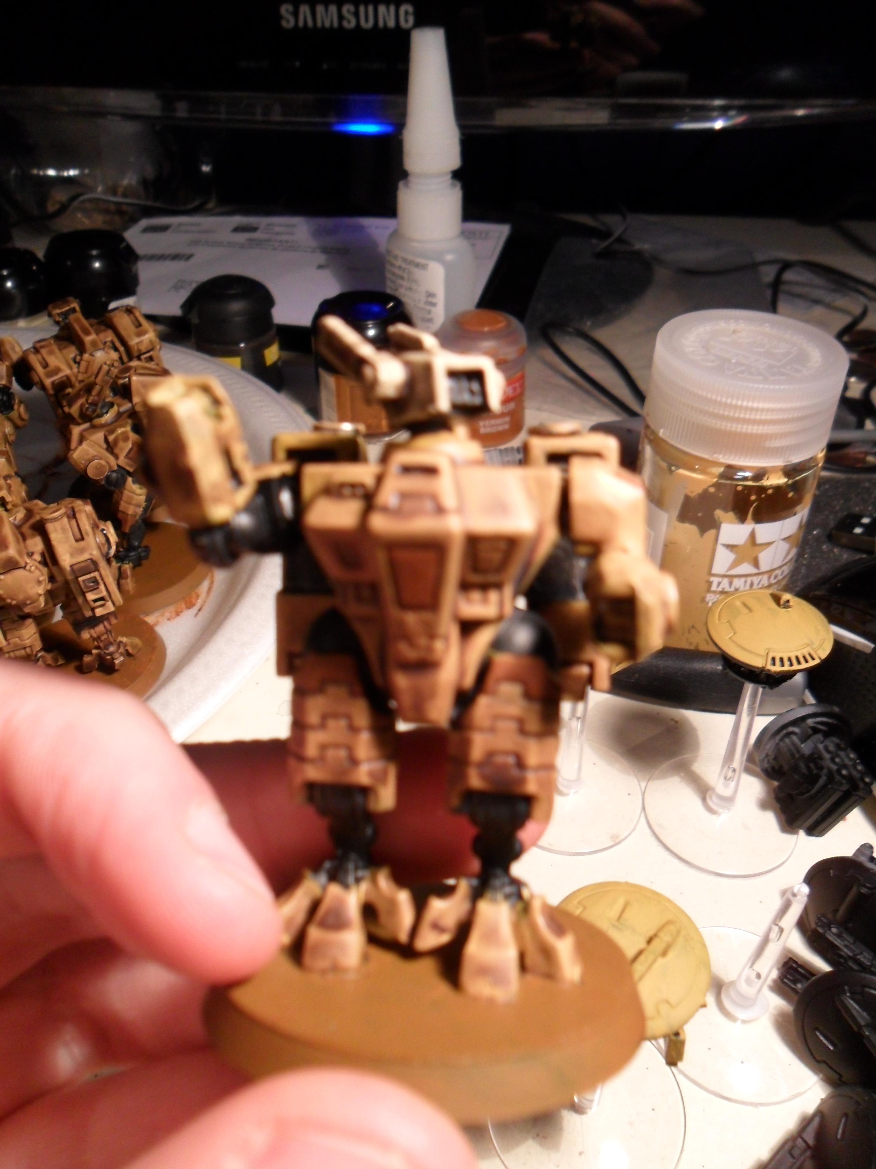 Tau, Battlesuit HQ