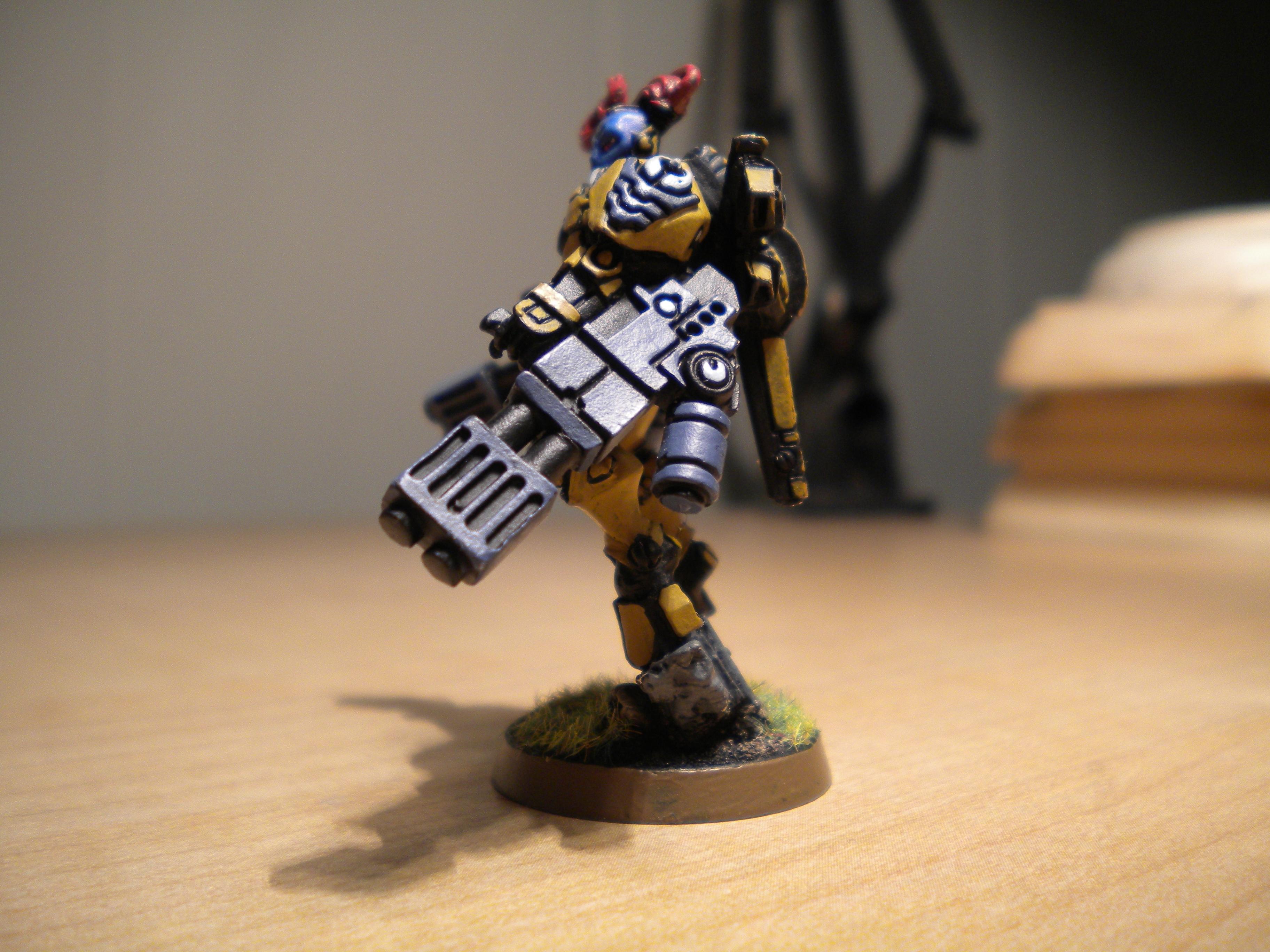 Tau Commander Shadowsun Left