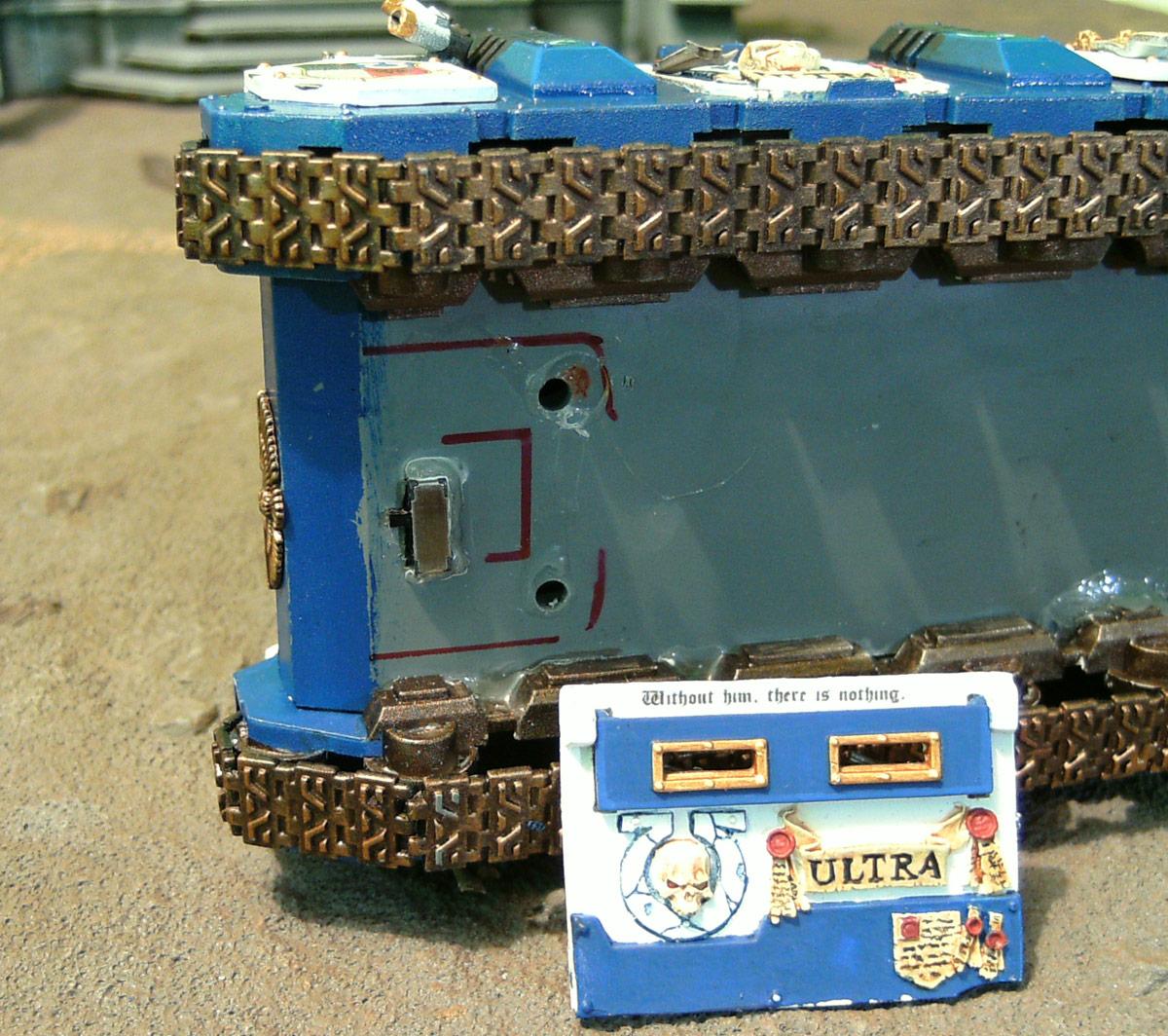 Ouze's Ultramarine Rhino - with LED Lighting 11