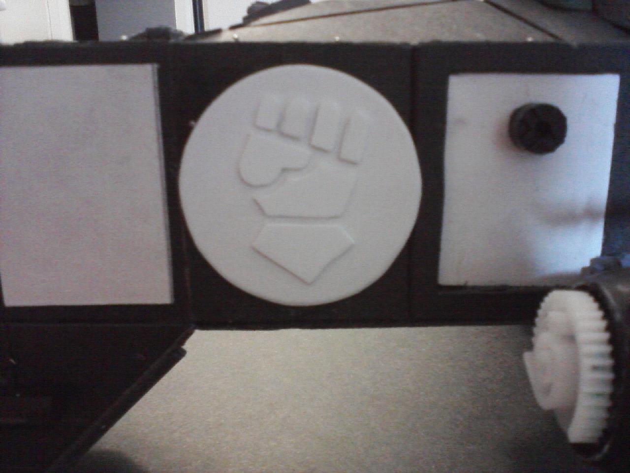 Here is a close up of the insignia