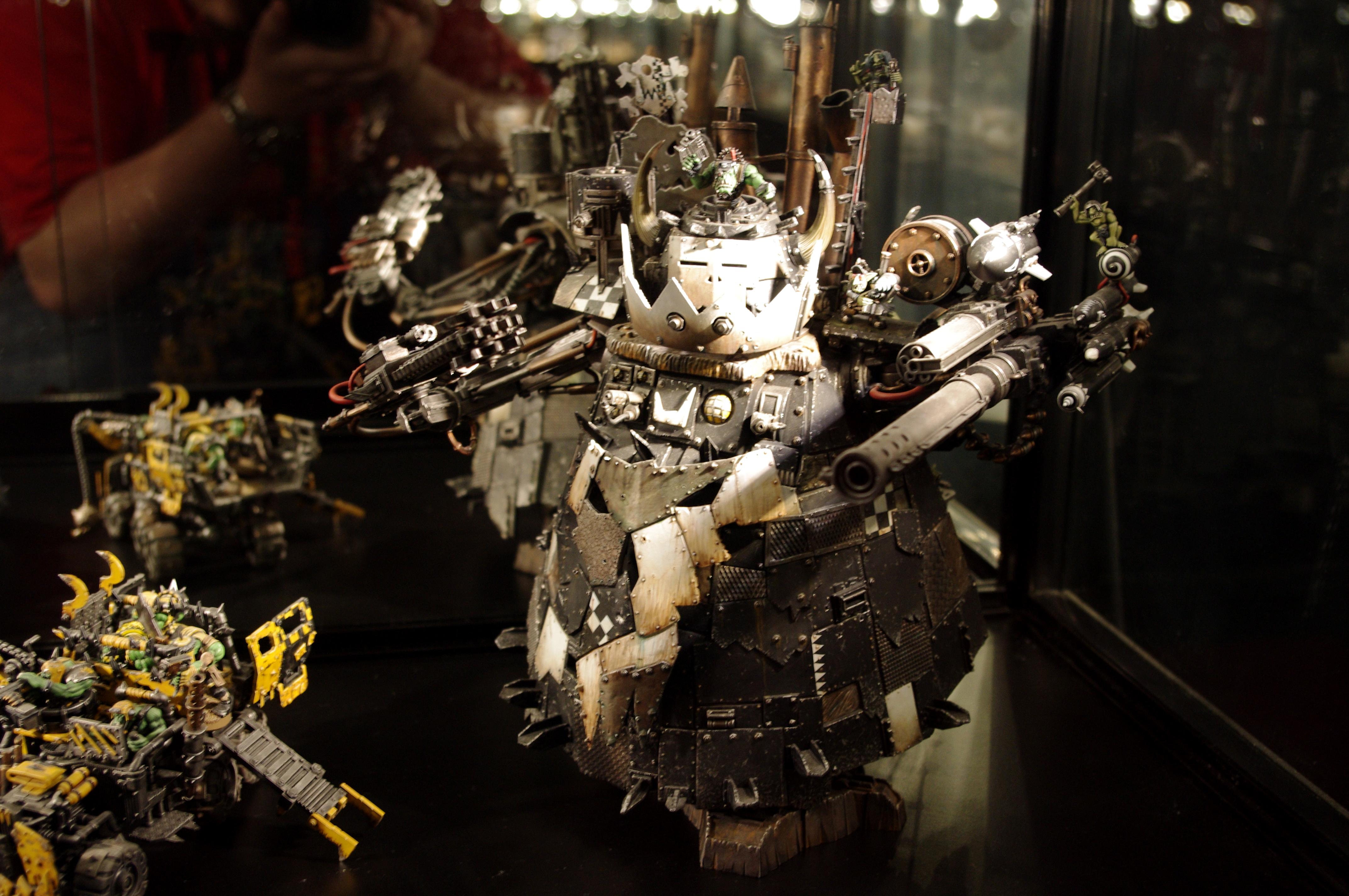 All Credit To Eavy Metal Crews, Warhammer World   ---   Posted For Those To Far Away To Travel  ---  Not My Minis