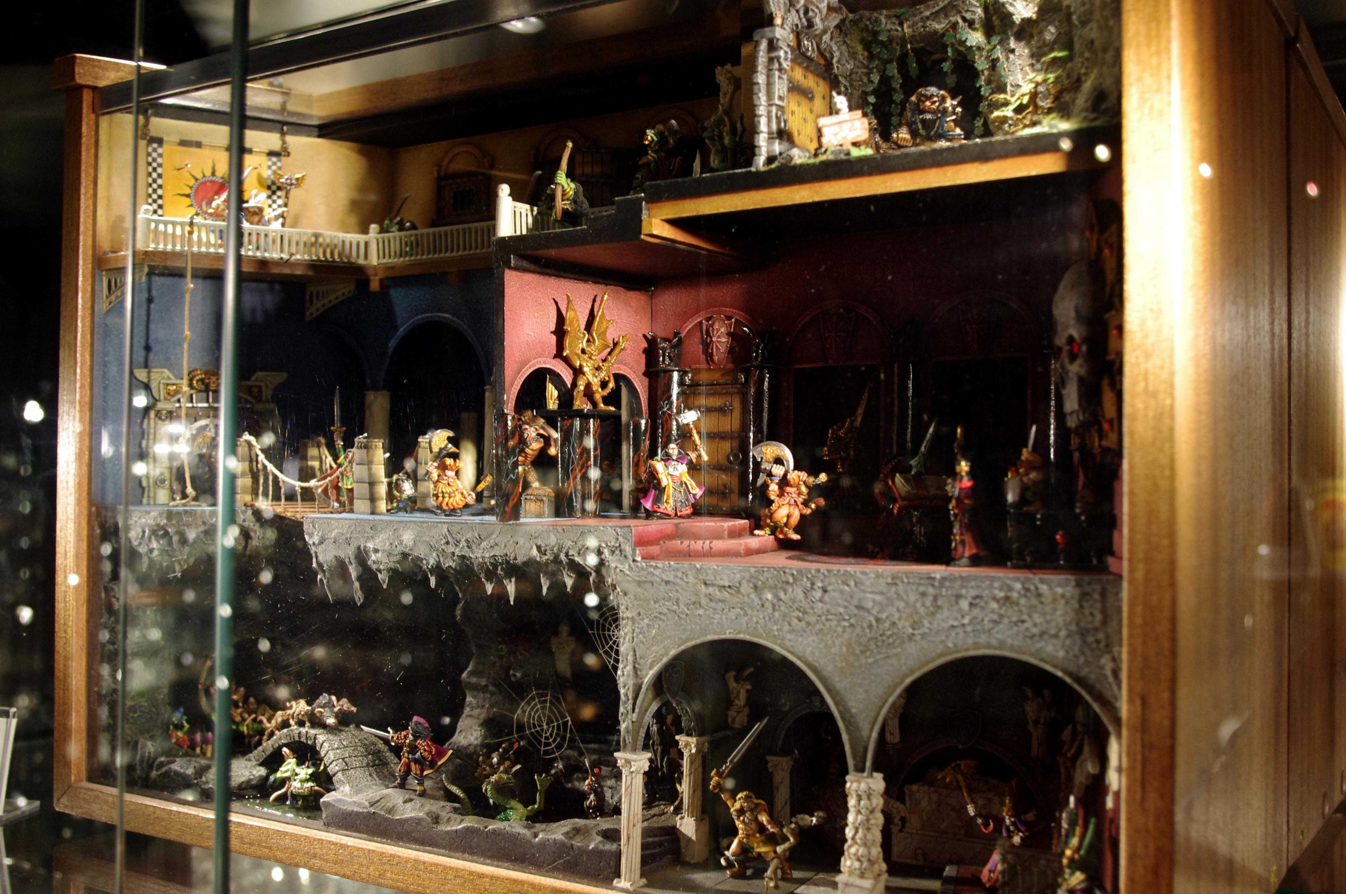 All Credit To Eavy Metal Crews, Diorama, Hero's Quest, Warhammer World, Warhammer World   ---   Posted For Those To Far Away To Travel  ---  Not My Minis