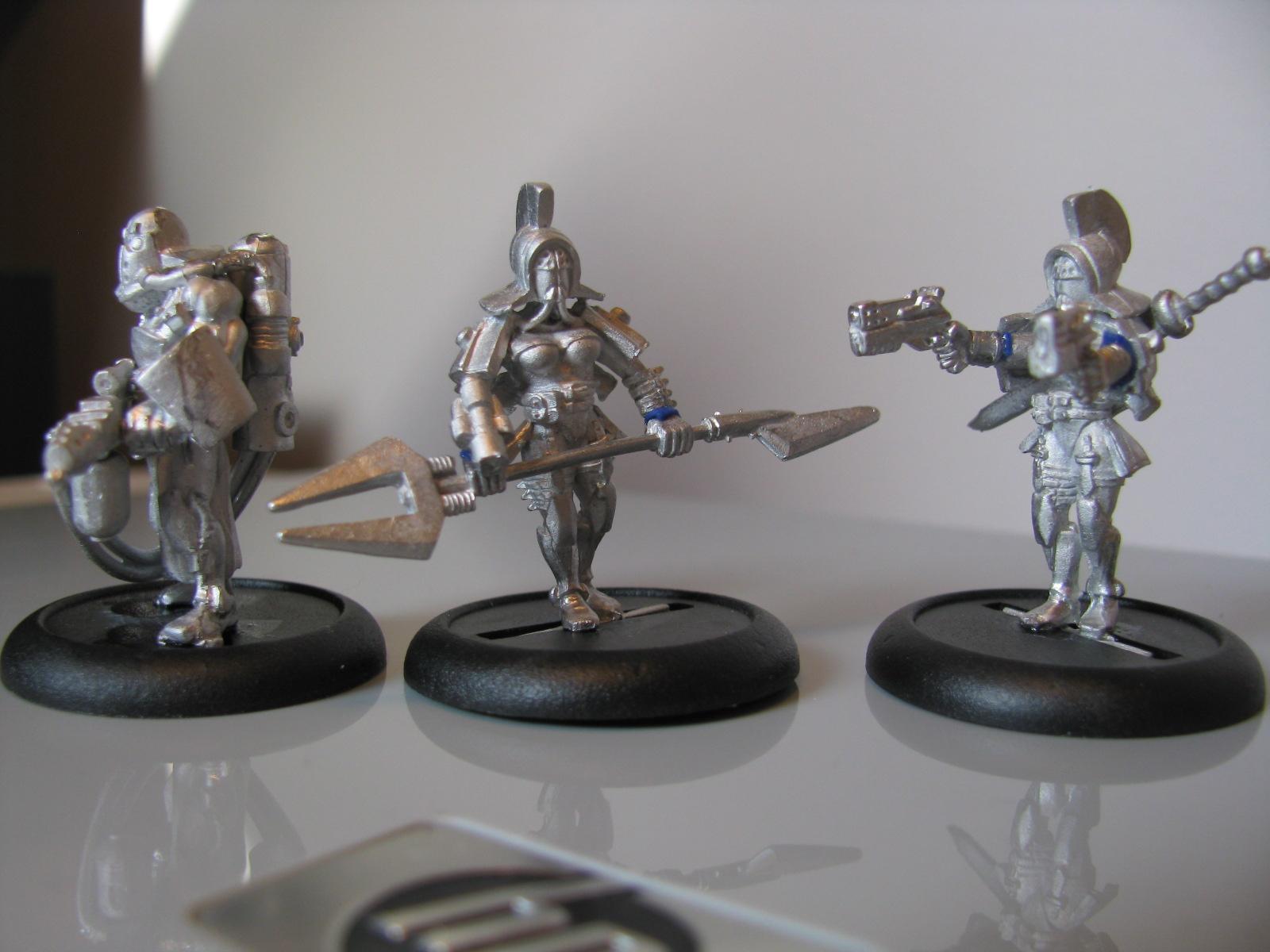 Myrmillo, retarius and amazonia decurion respectively 