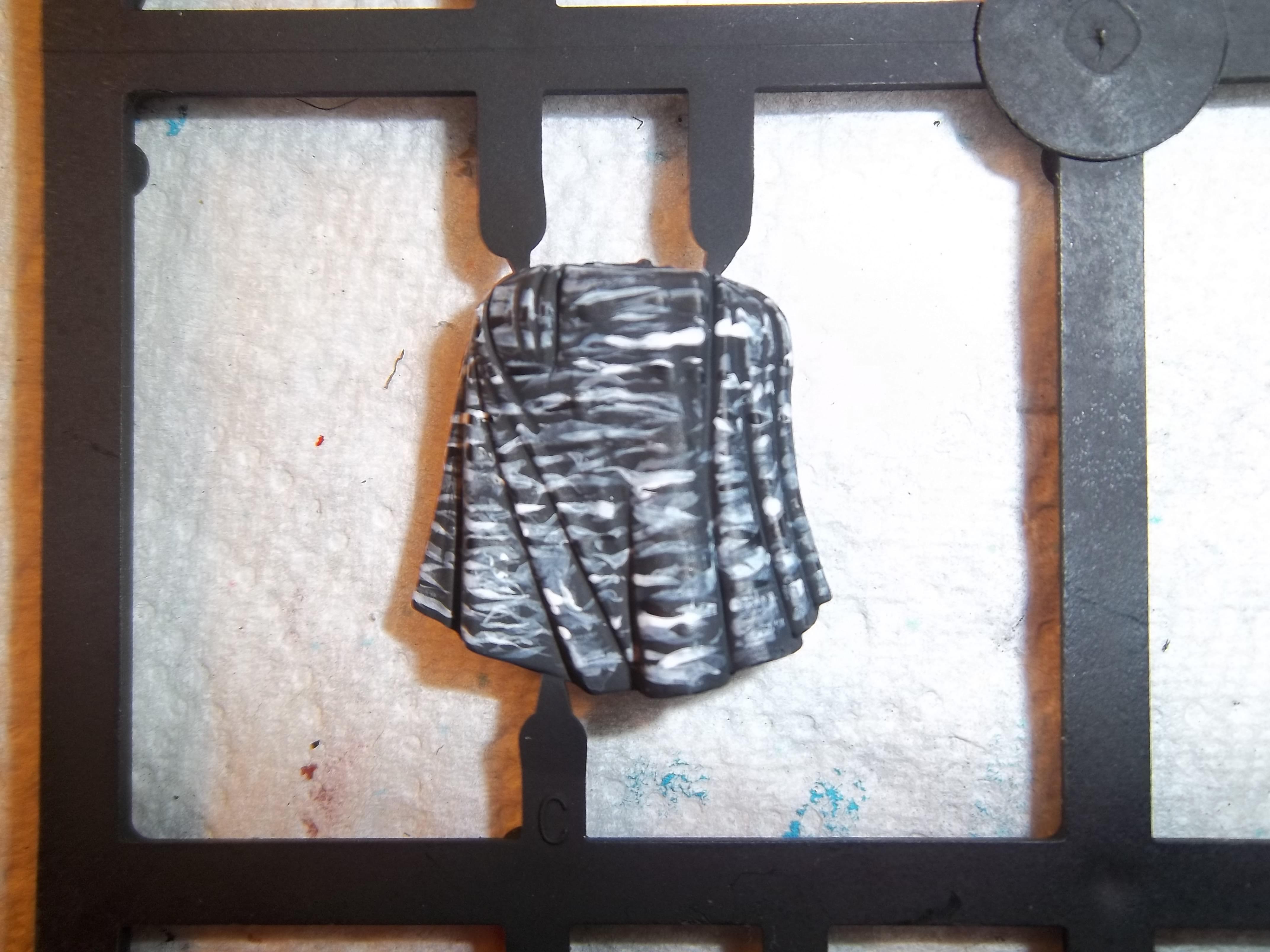 Cloak in question (on sprue)