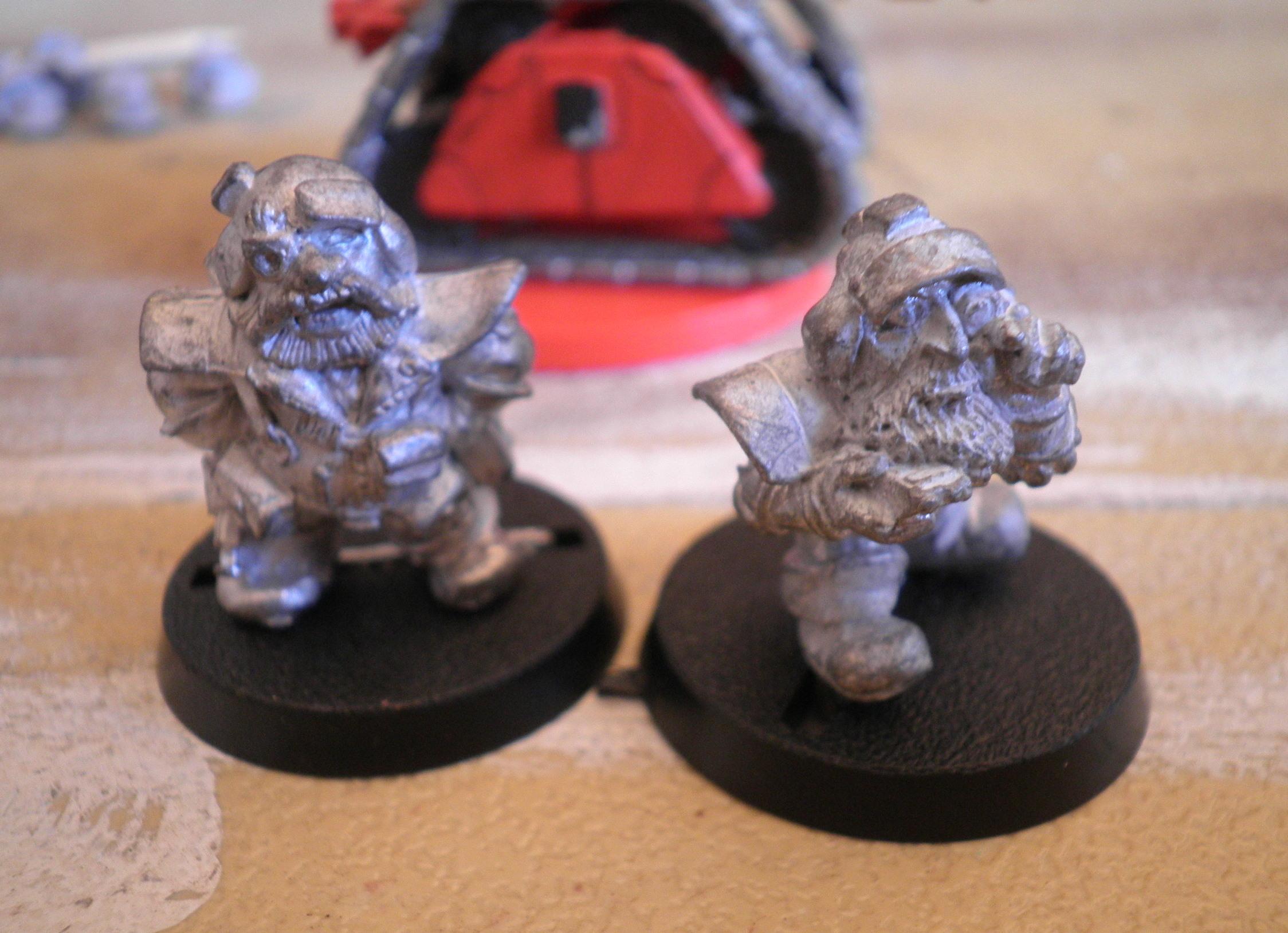 Rogue Trader, Squats