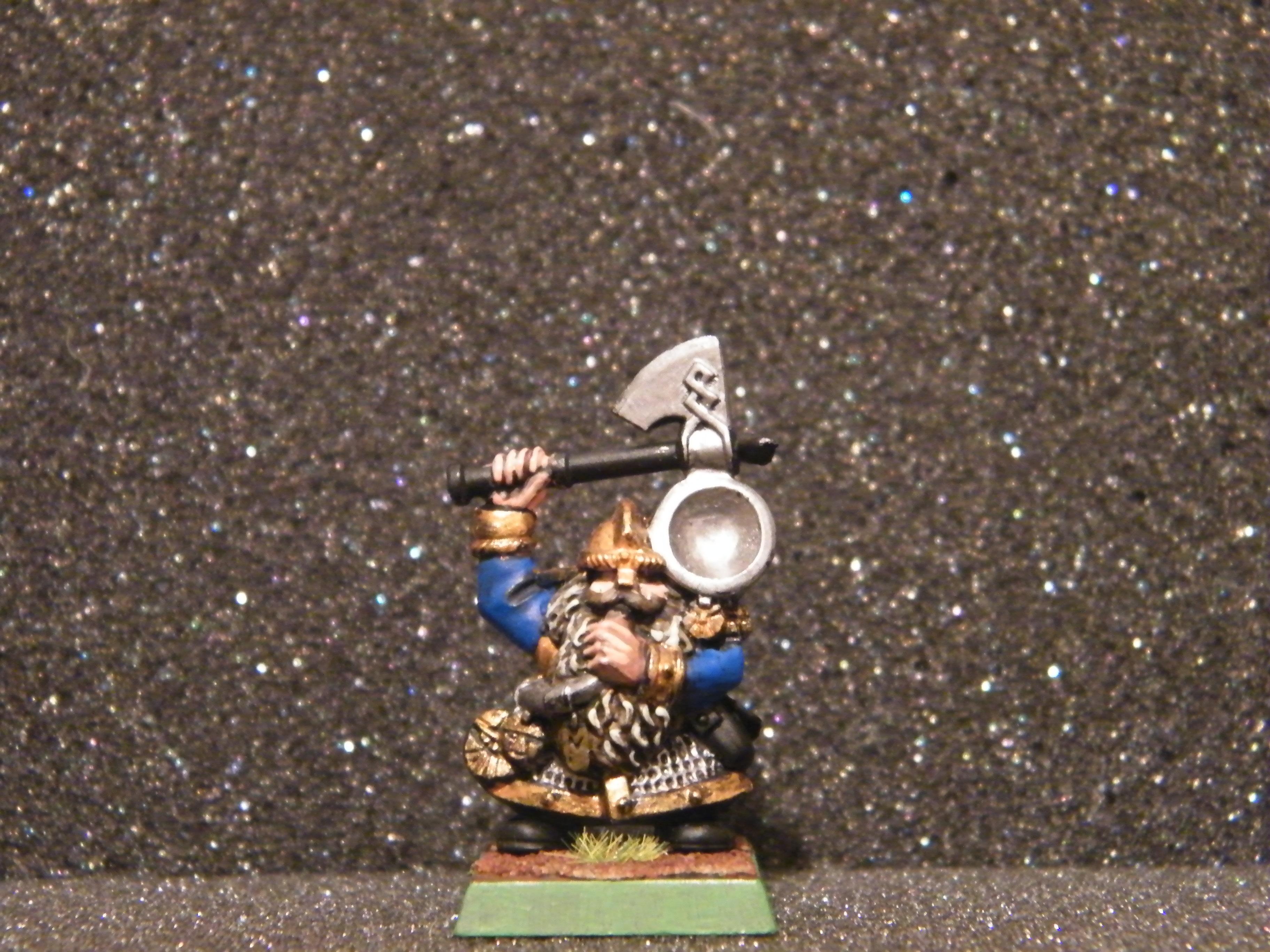 random Dwarf Musician! =)