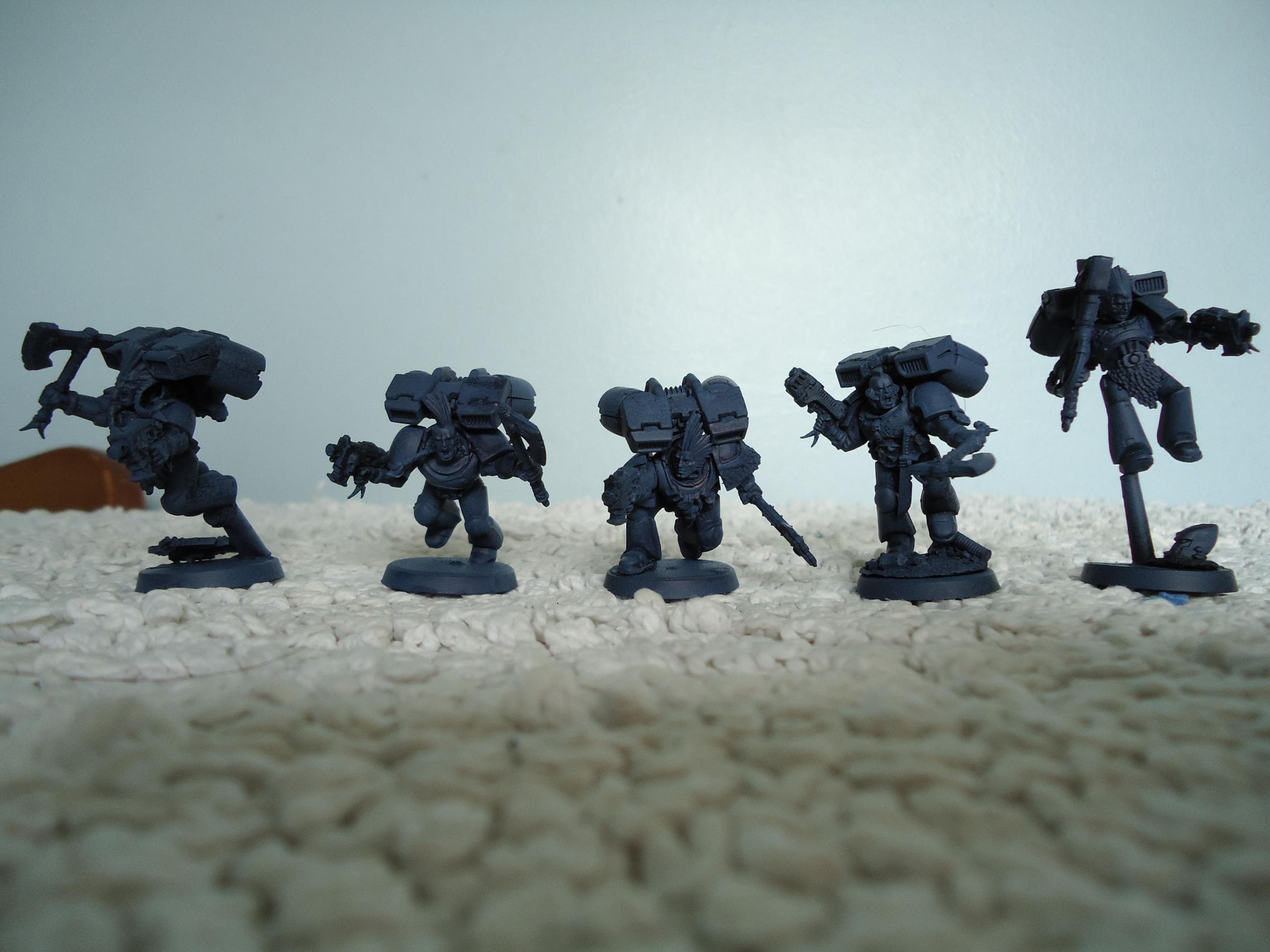Skyclaw Pack 1, posed to show landing through to leaping again at a foe