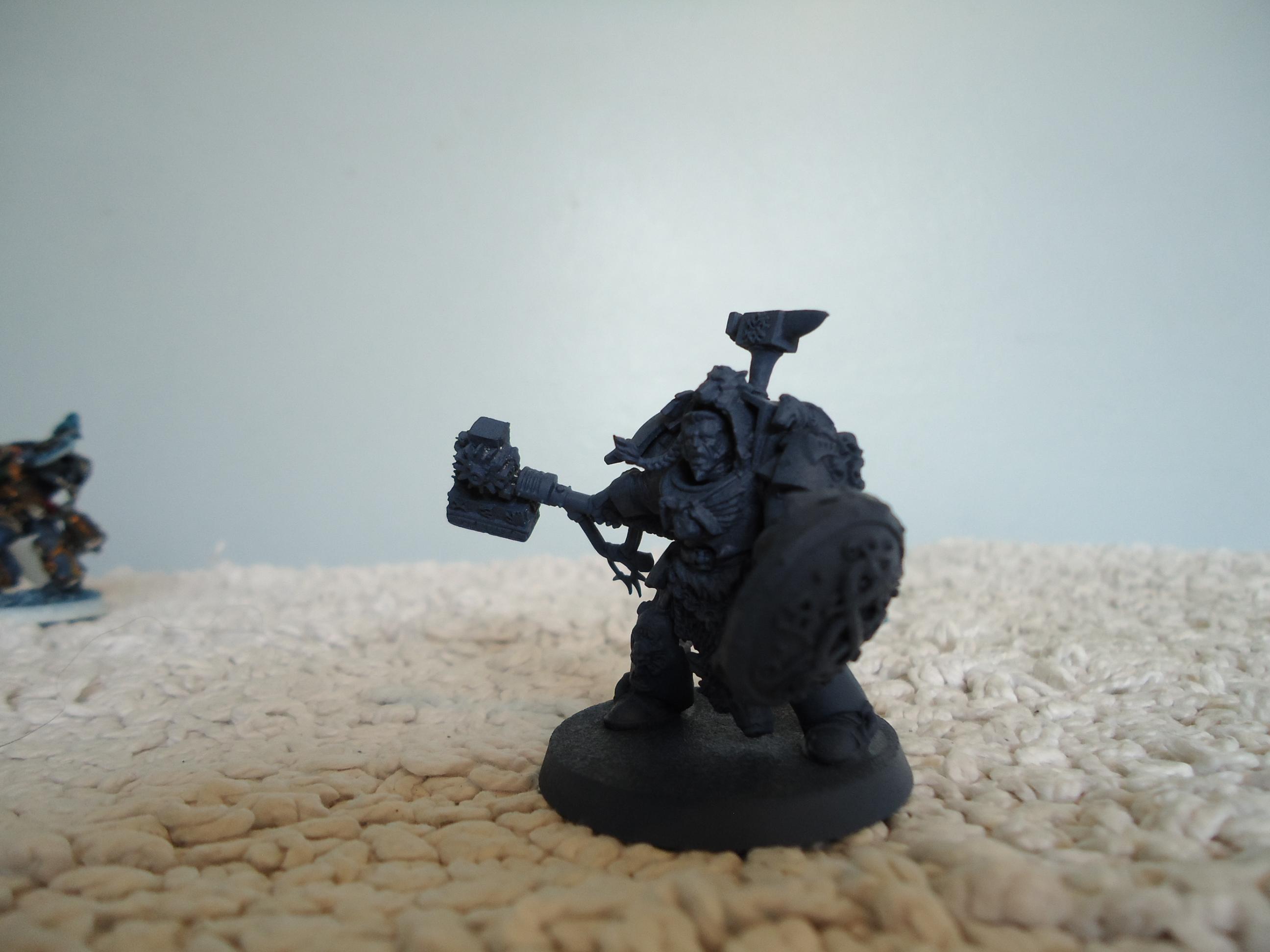 Arjac Rockfist (still need to find a decent cloak for him)