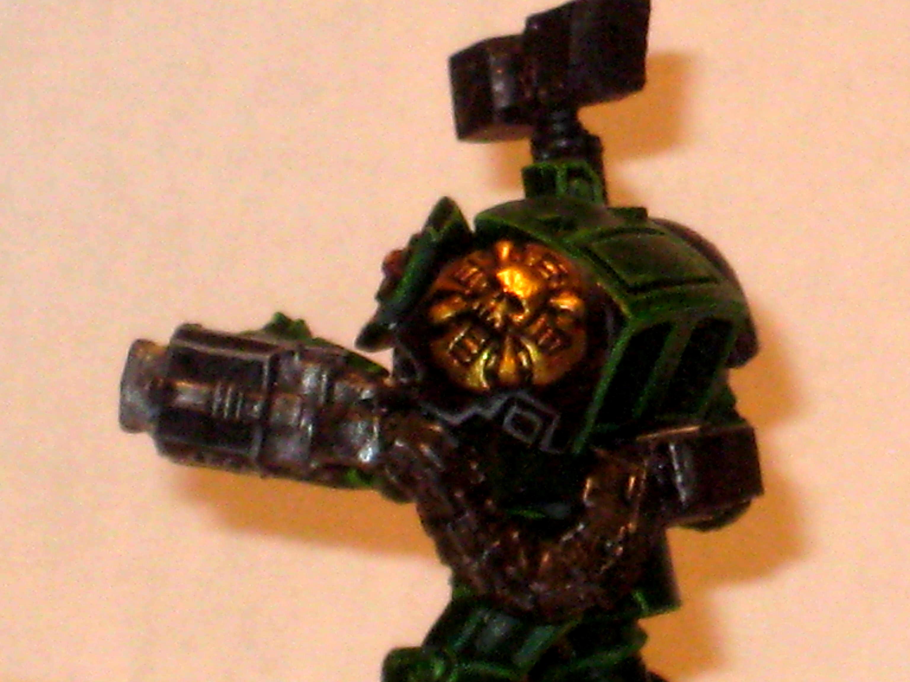salamanders custom arm mounted storm bolter 