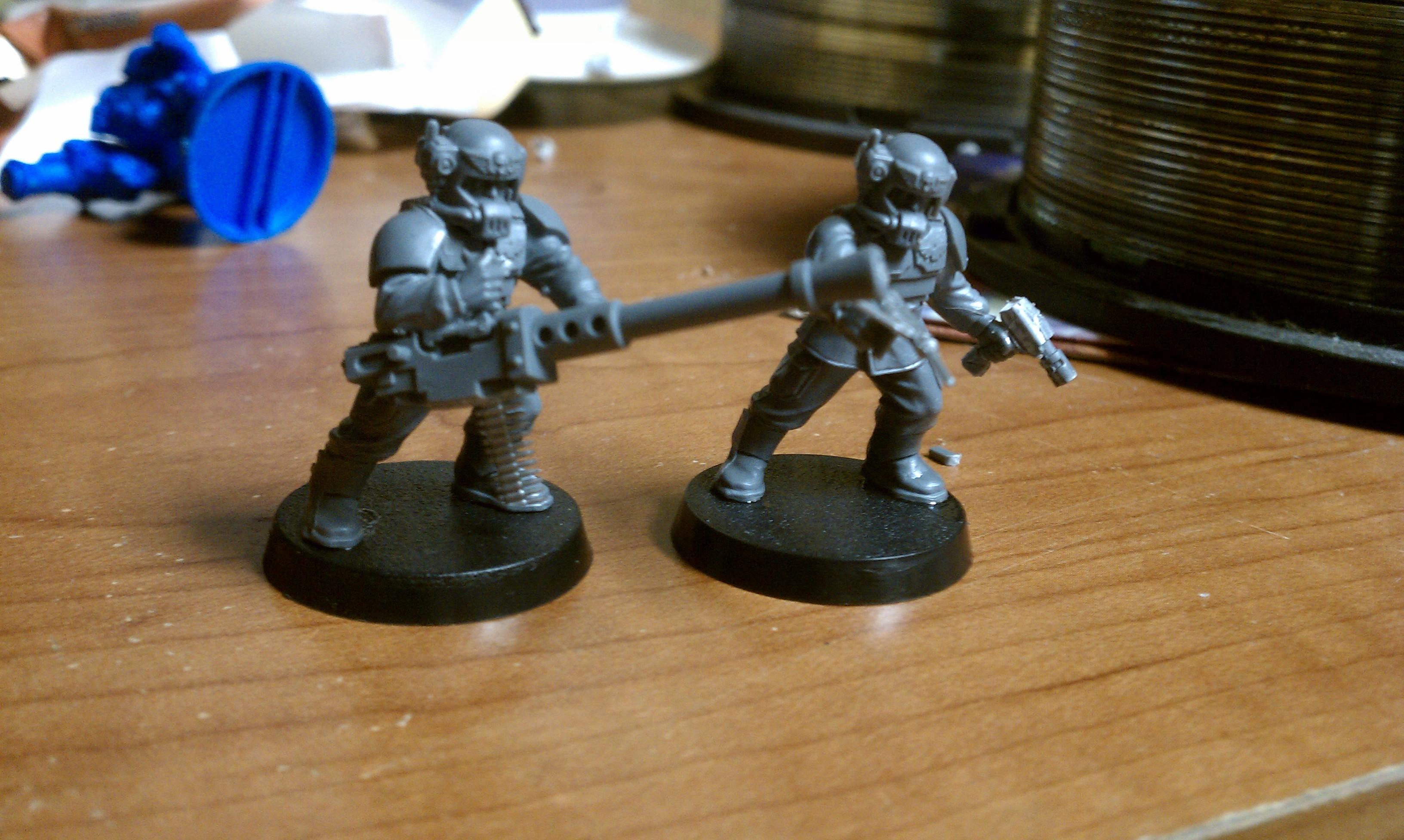 new heavy stubber guy, belt fed, from a ww2 kit