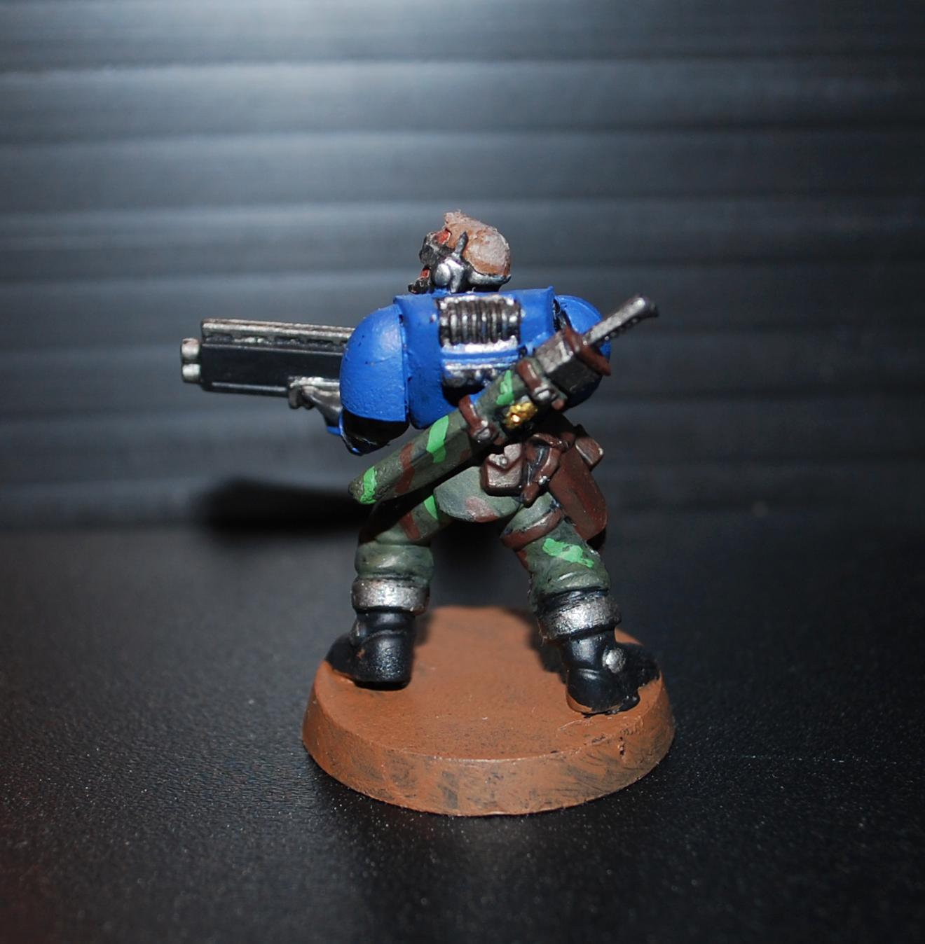 not the camo on the cloth instead of painting it white. I thought that since there scouts the y woudl try to be as sneaky as possible (being blue and all makes this kind of hard)