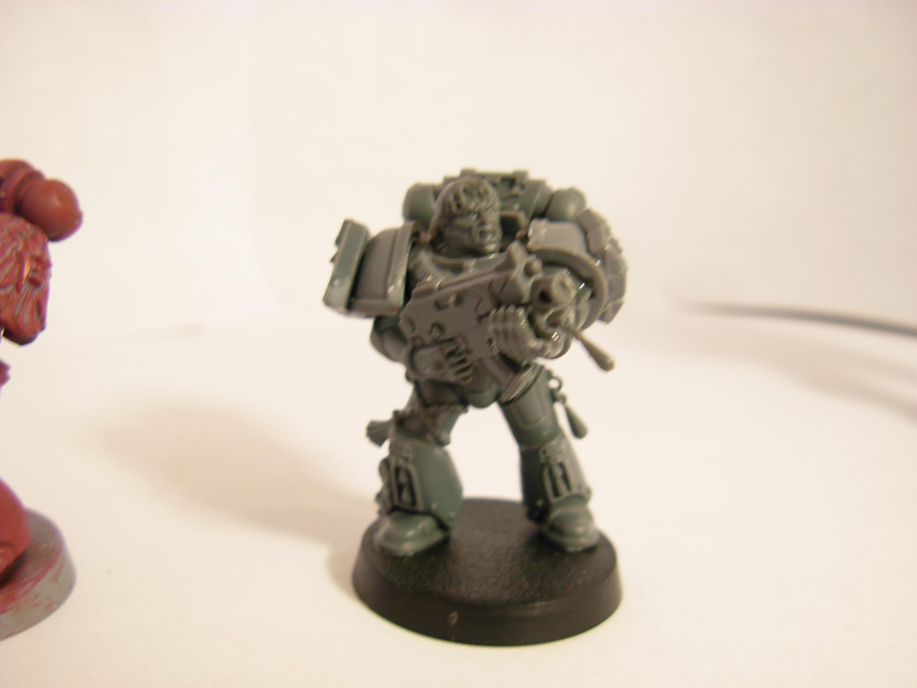 Un painted bolter man