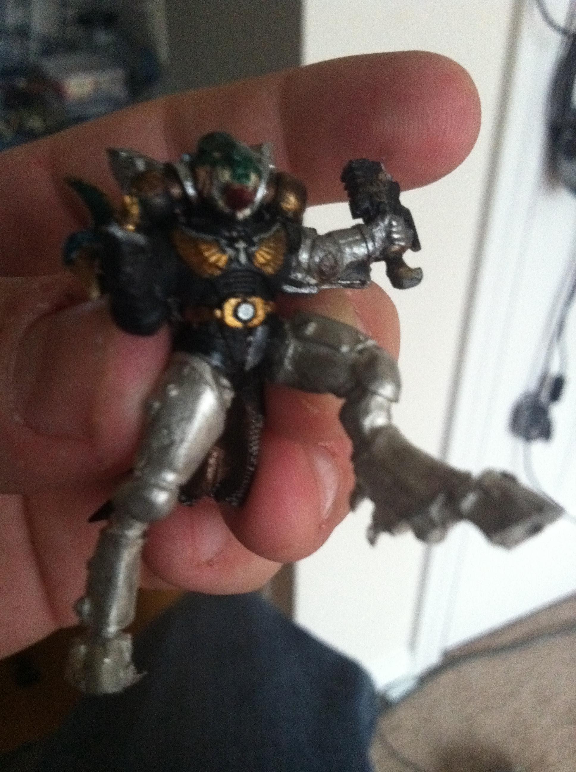 Attaching the legs... 