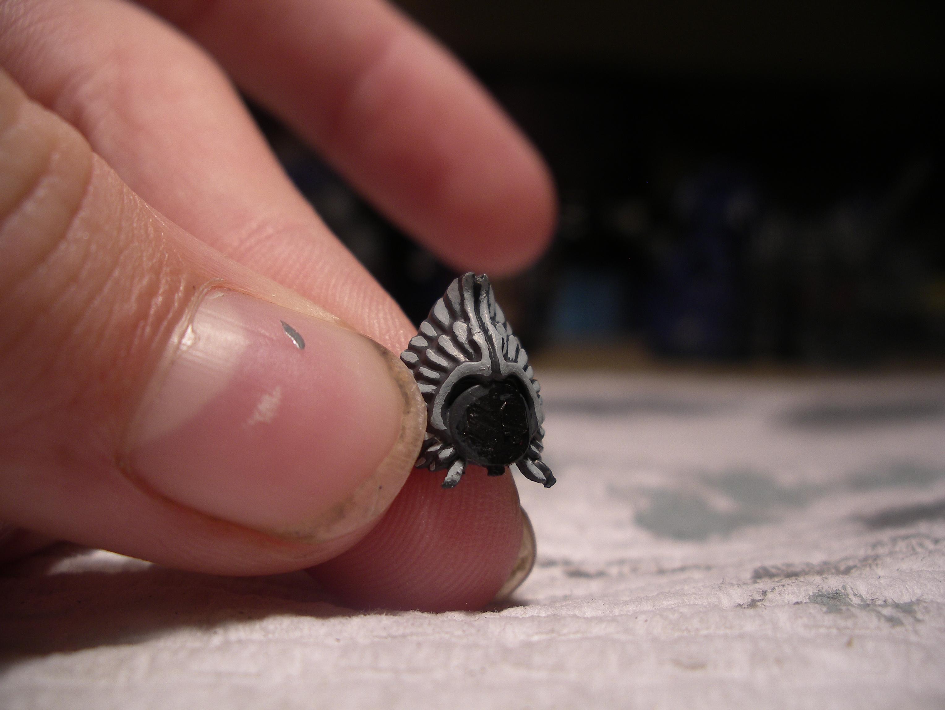 winged shoulder pad