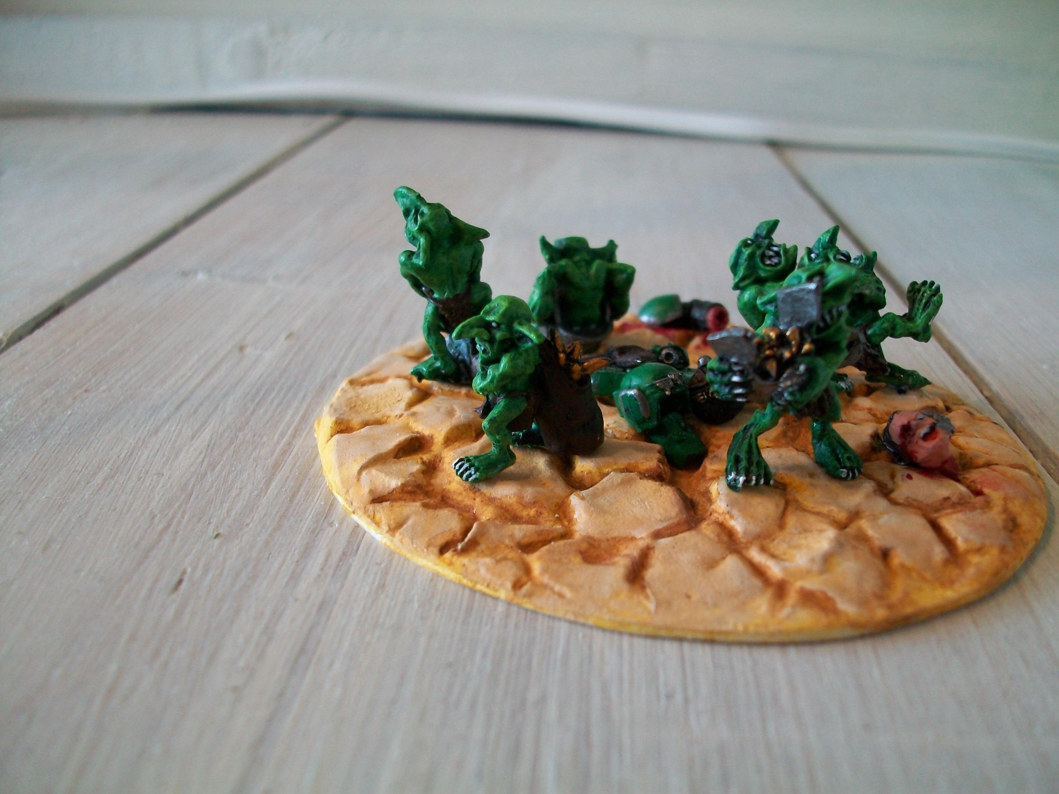 Blood, Dark Angels, Desert, Diorama, Gretchin, Grots, Grotz, Lootin', Looting, Orks, Scavenge, The