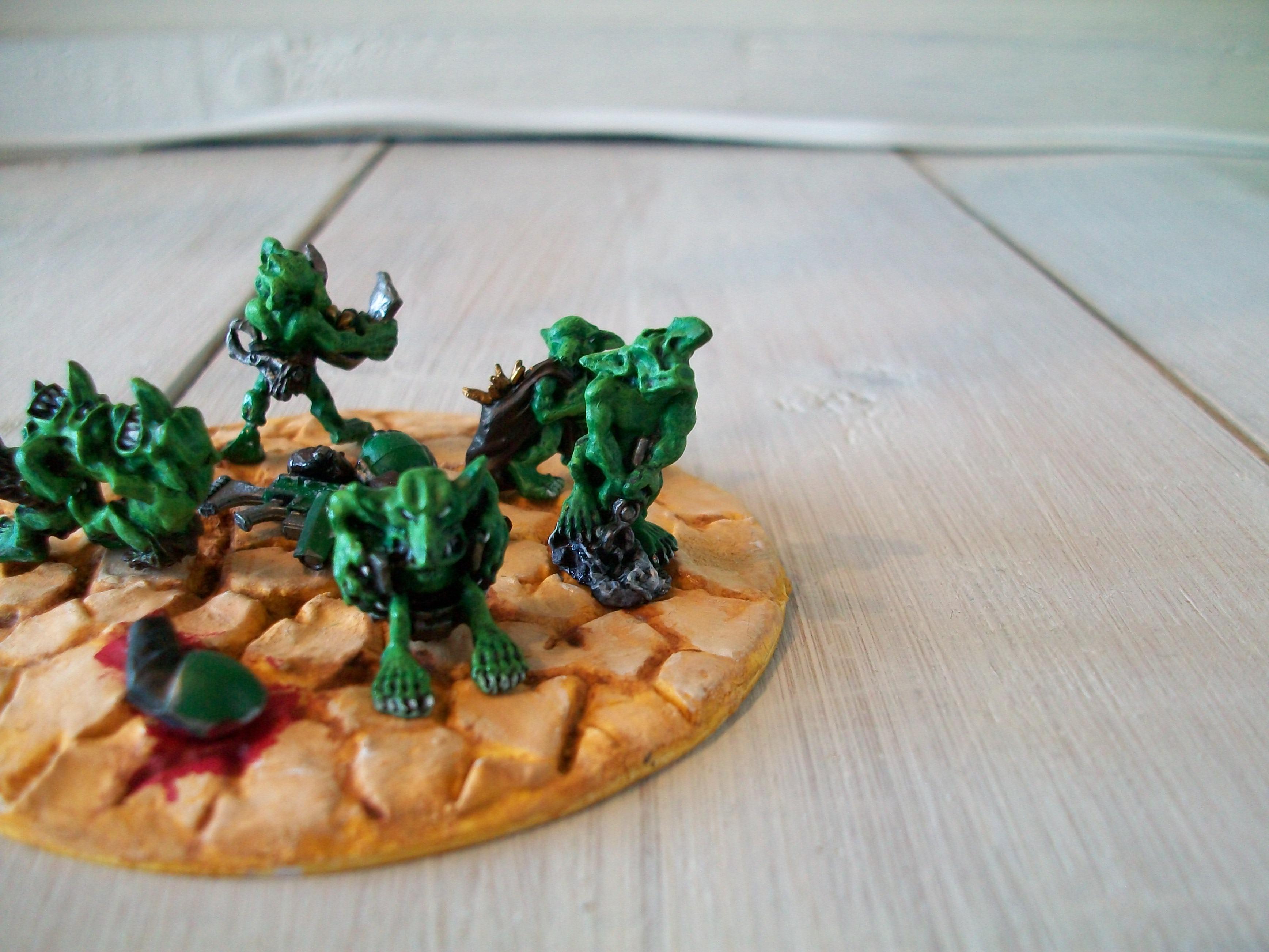 Blood, Dark Angels, Desert, Diorama, Gretchin, Grots, Grotz, Lootin', Looting, Orks, Scavenge, The