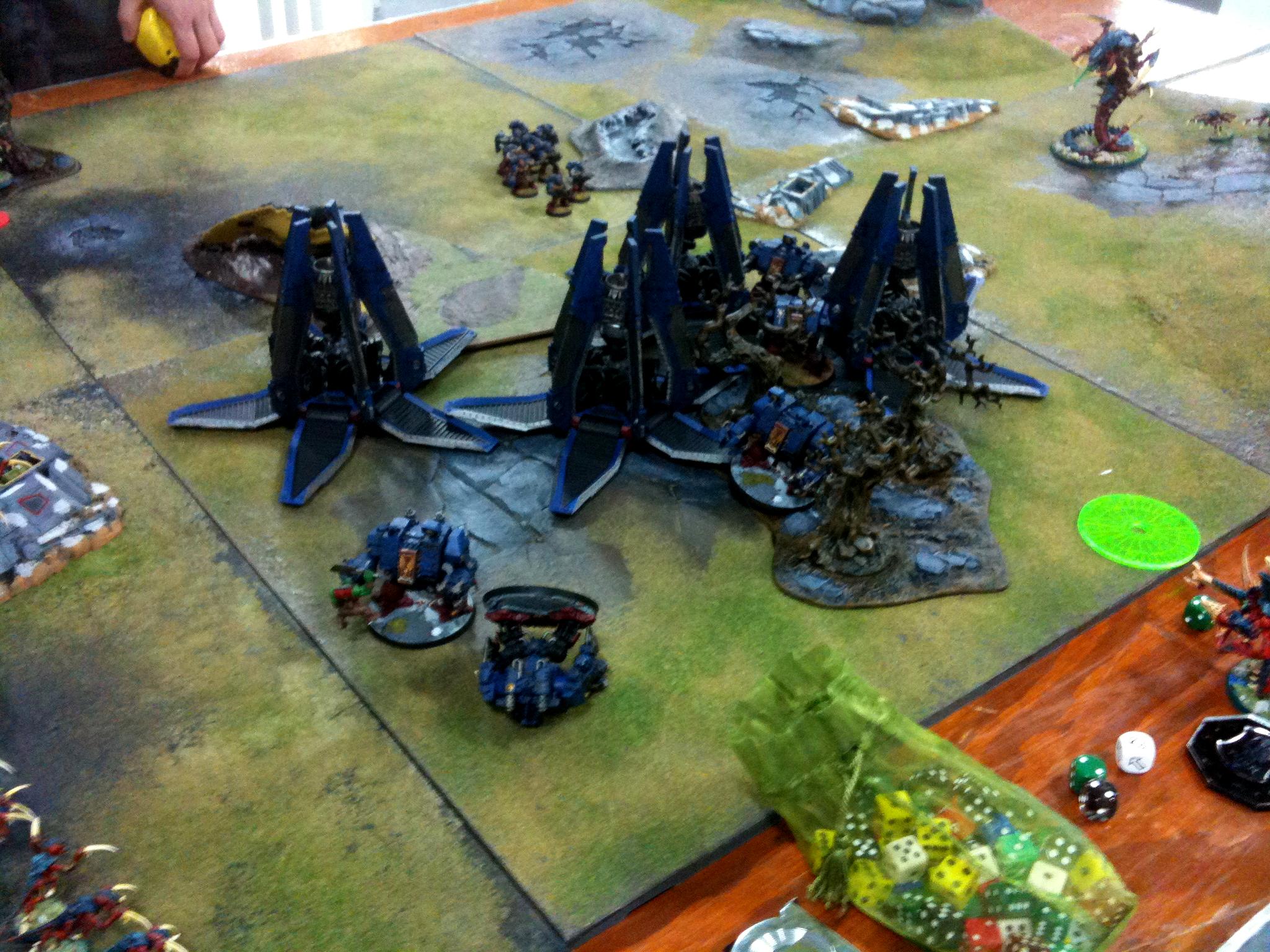 Breakthrough, Dreadnought, Drop Pod, Space Marines, Tyranids, Valley