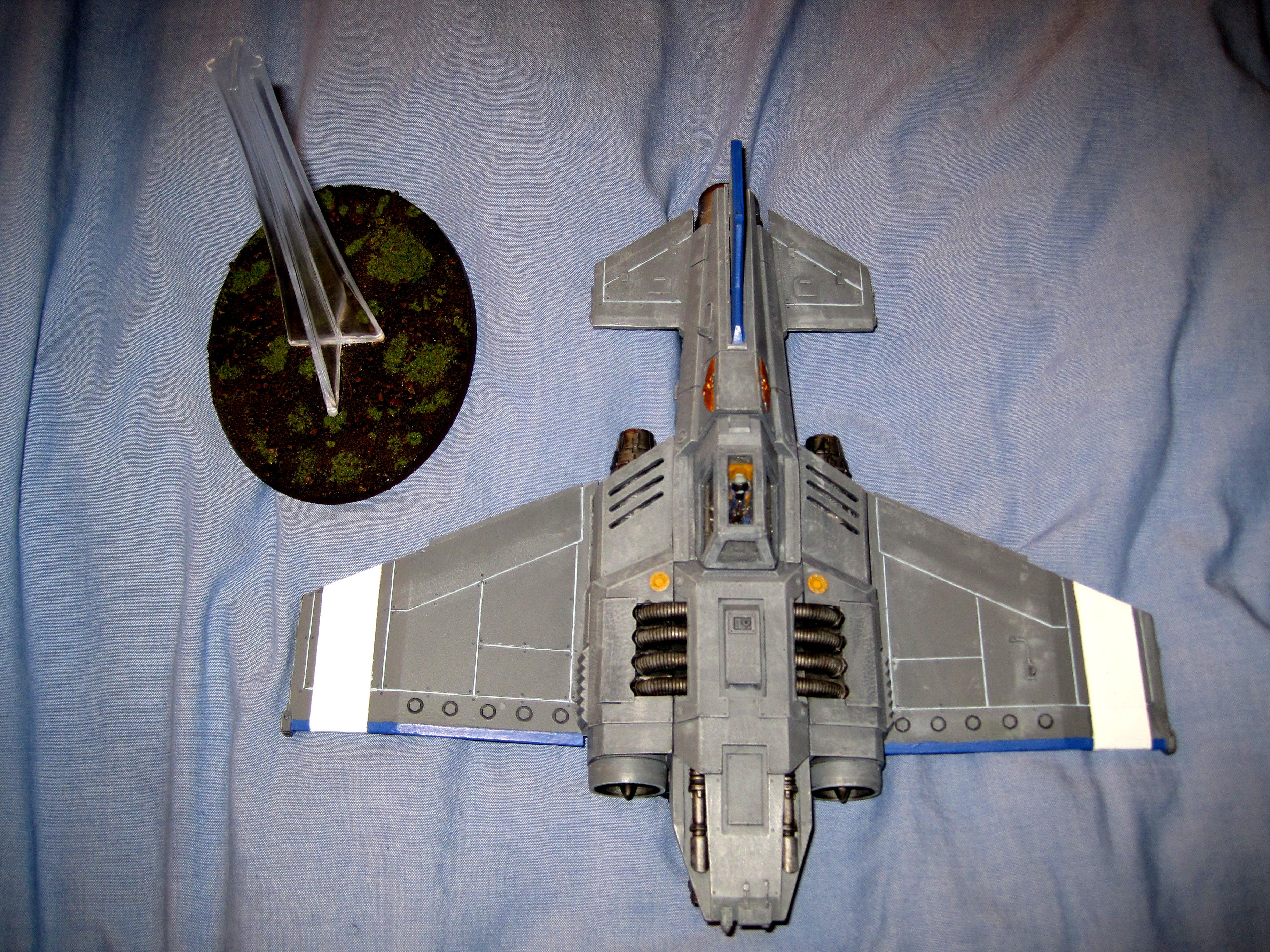 Thunderbolt - Top w/ Stand