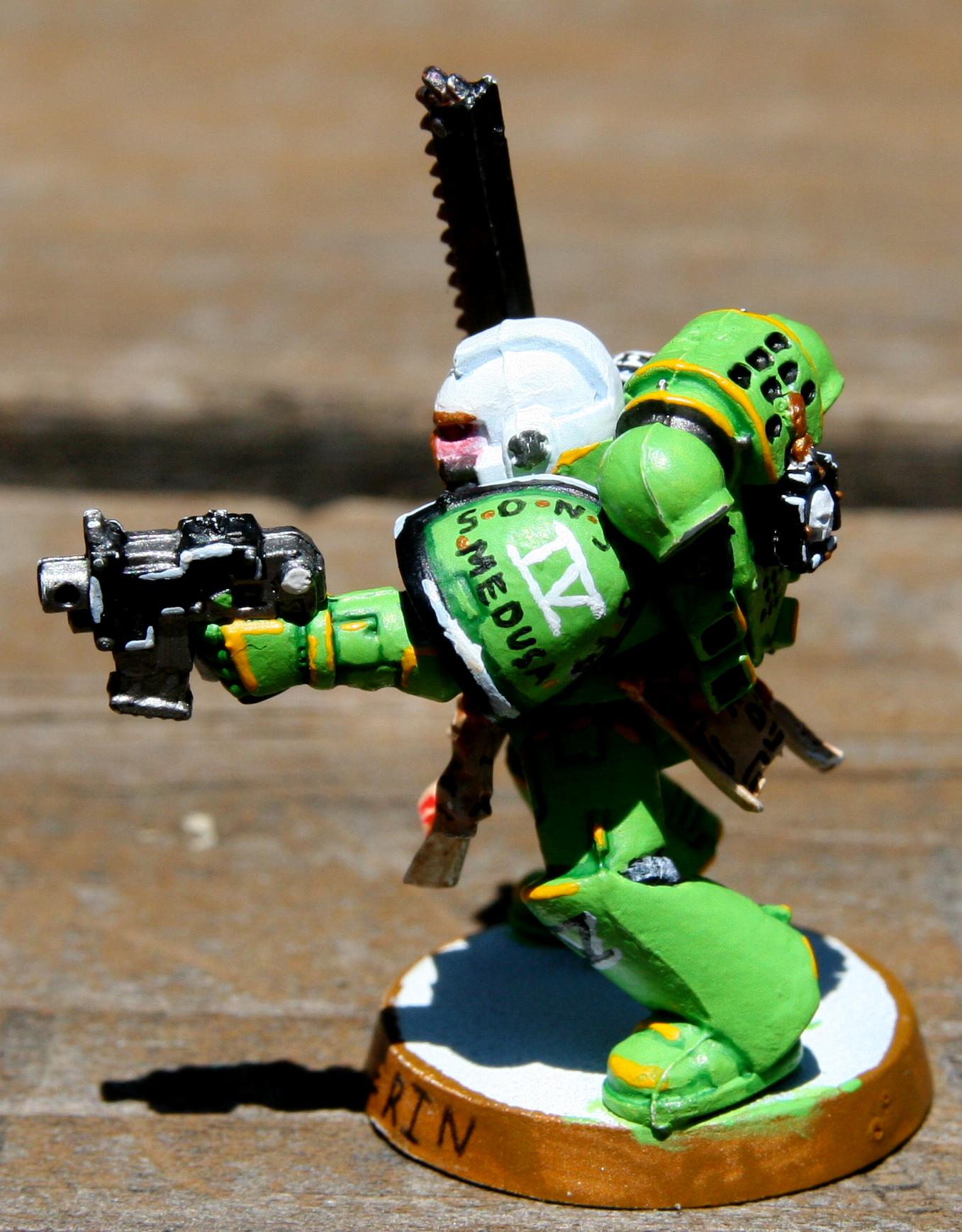 Bolter And Chainsword, Green, Script, Severin, Sons Of Medusa, Space Marines, Vanguard, Veteran
