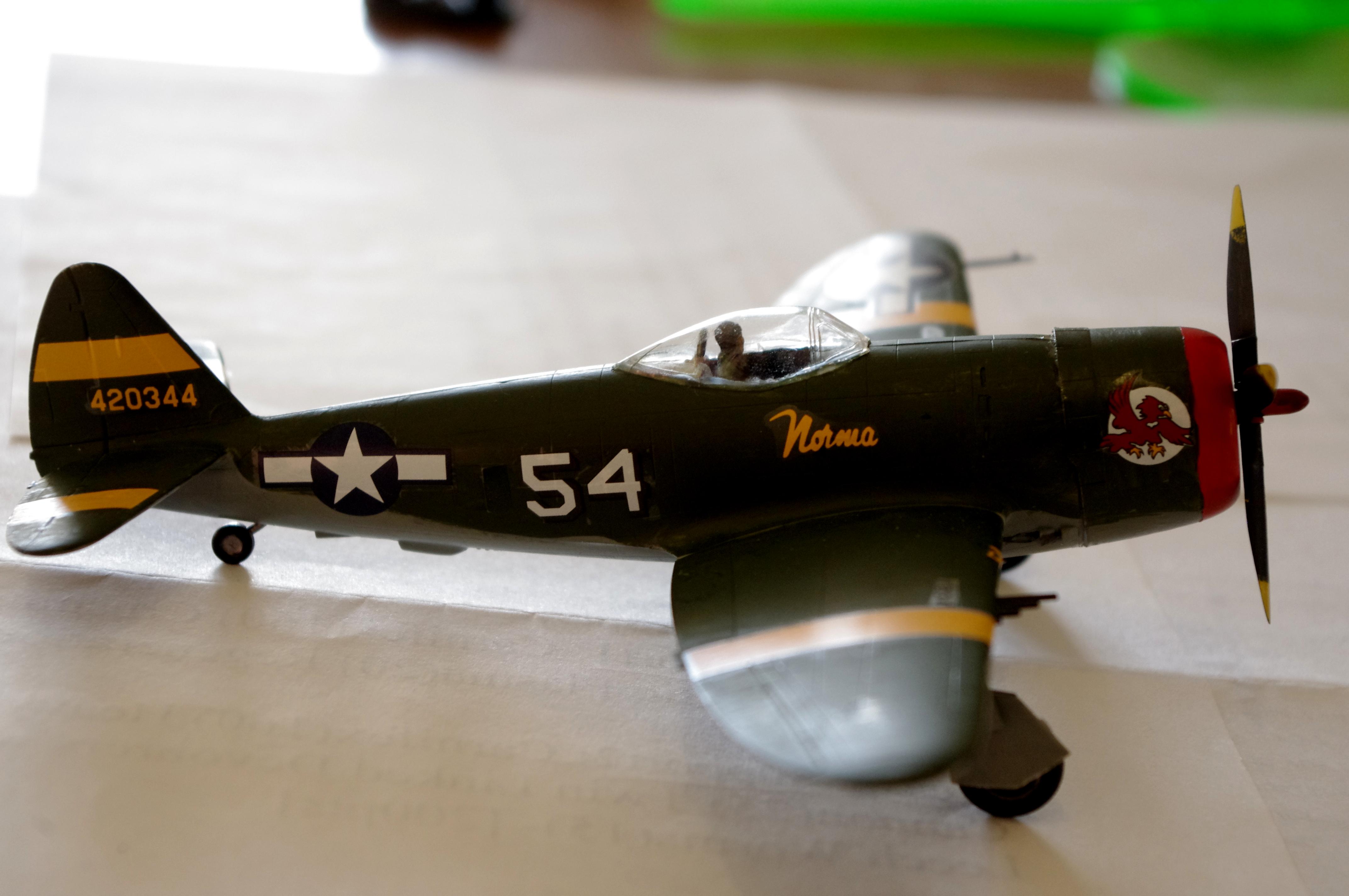 World War 2, P-47D side