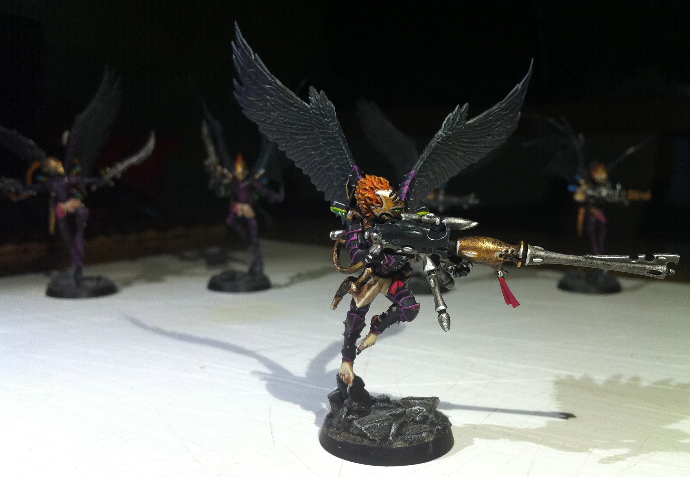 Dark Eldar Scourges, Scourges