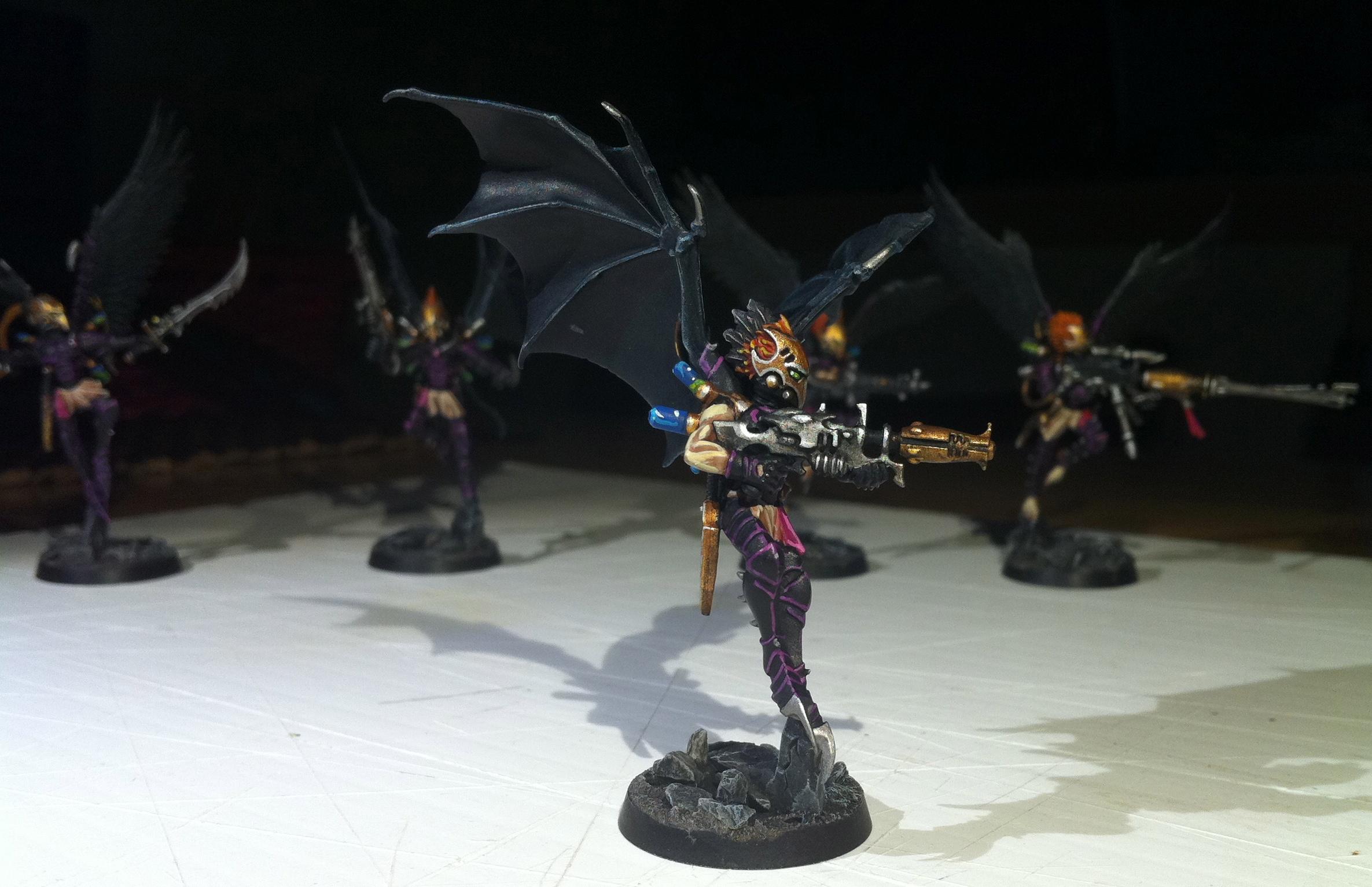 Dark Eldar Scourges, Scourges