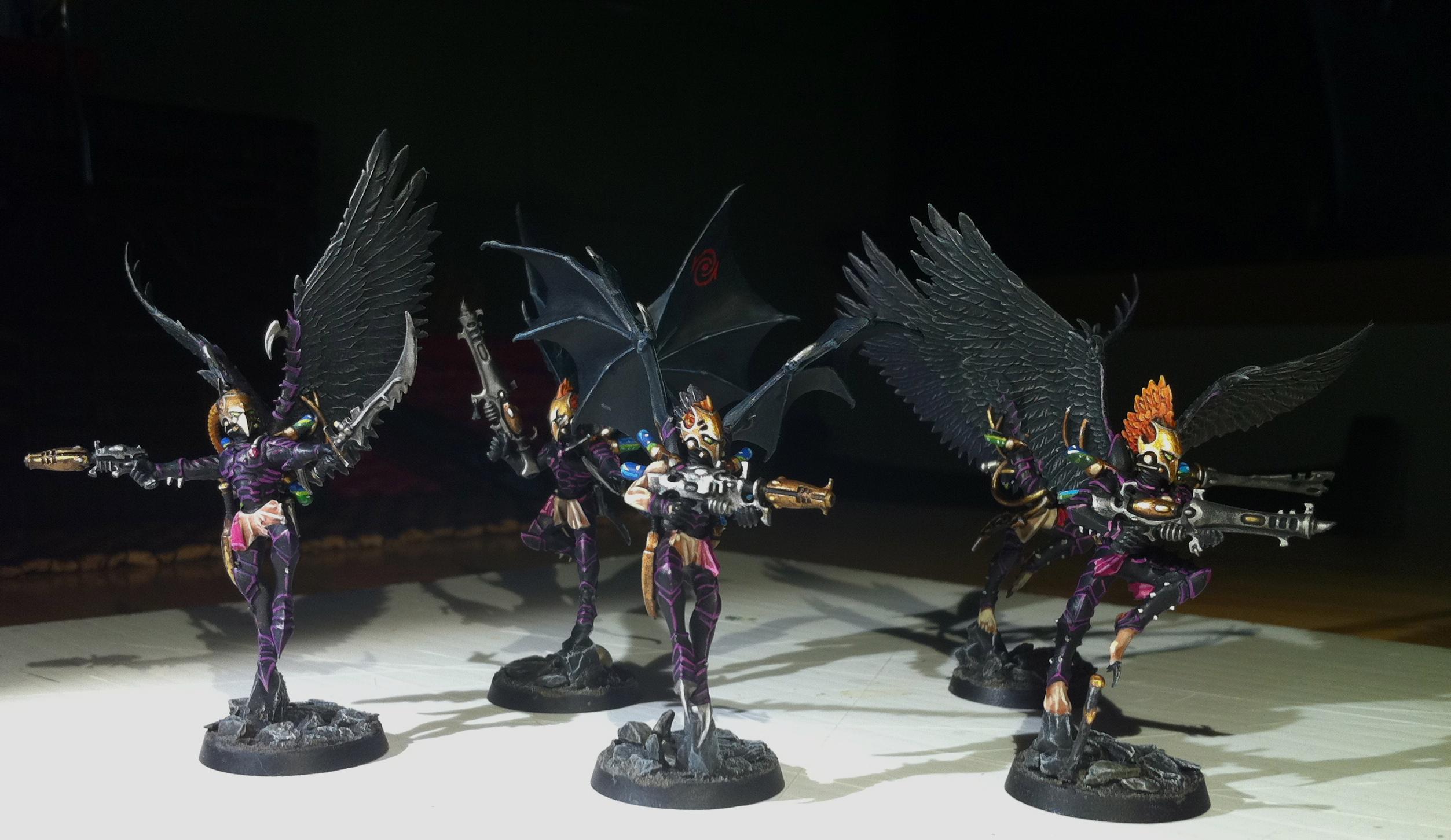 Dark Eldar Scourges, Scourges