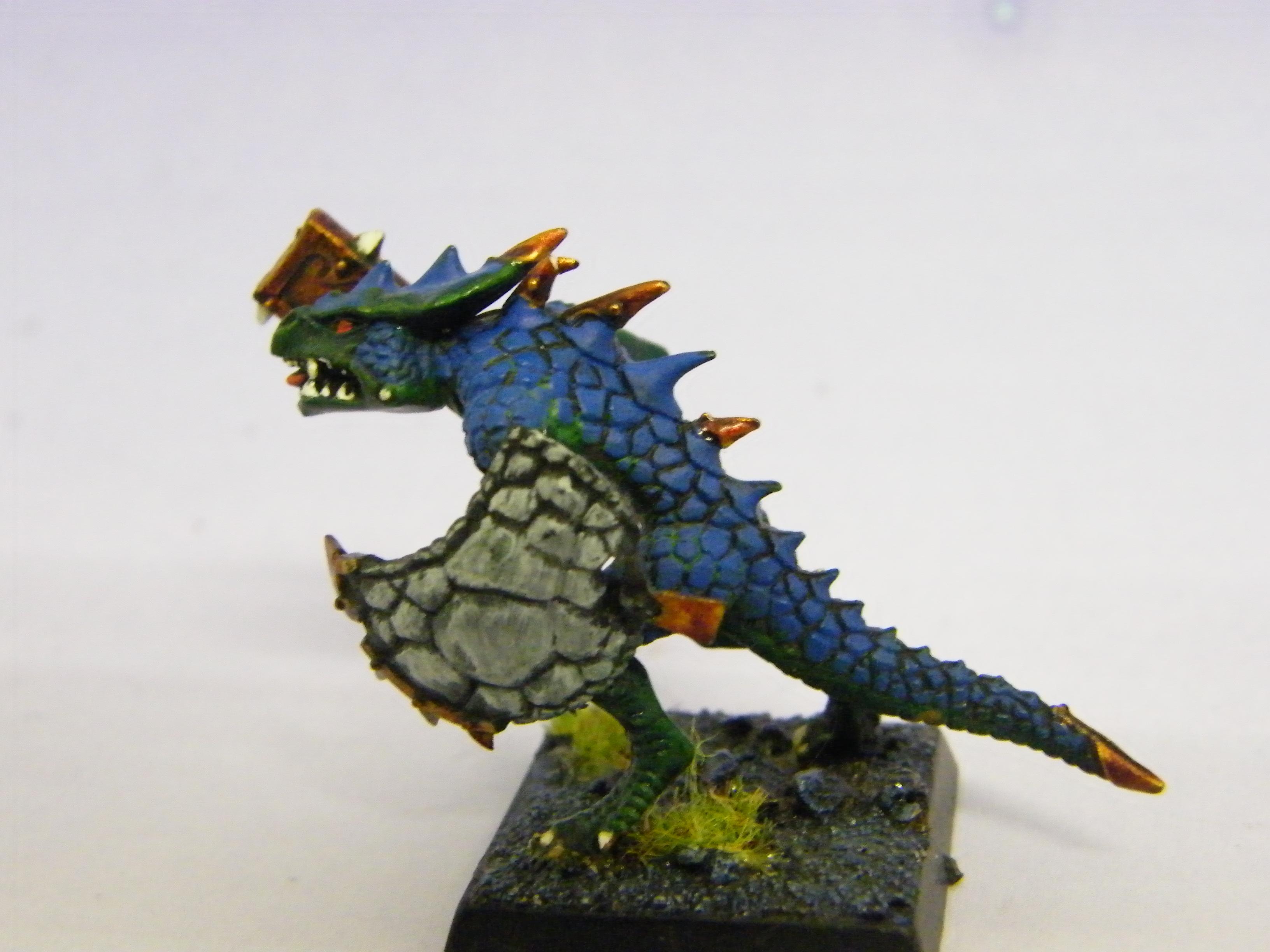 Saurus 4 side
