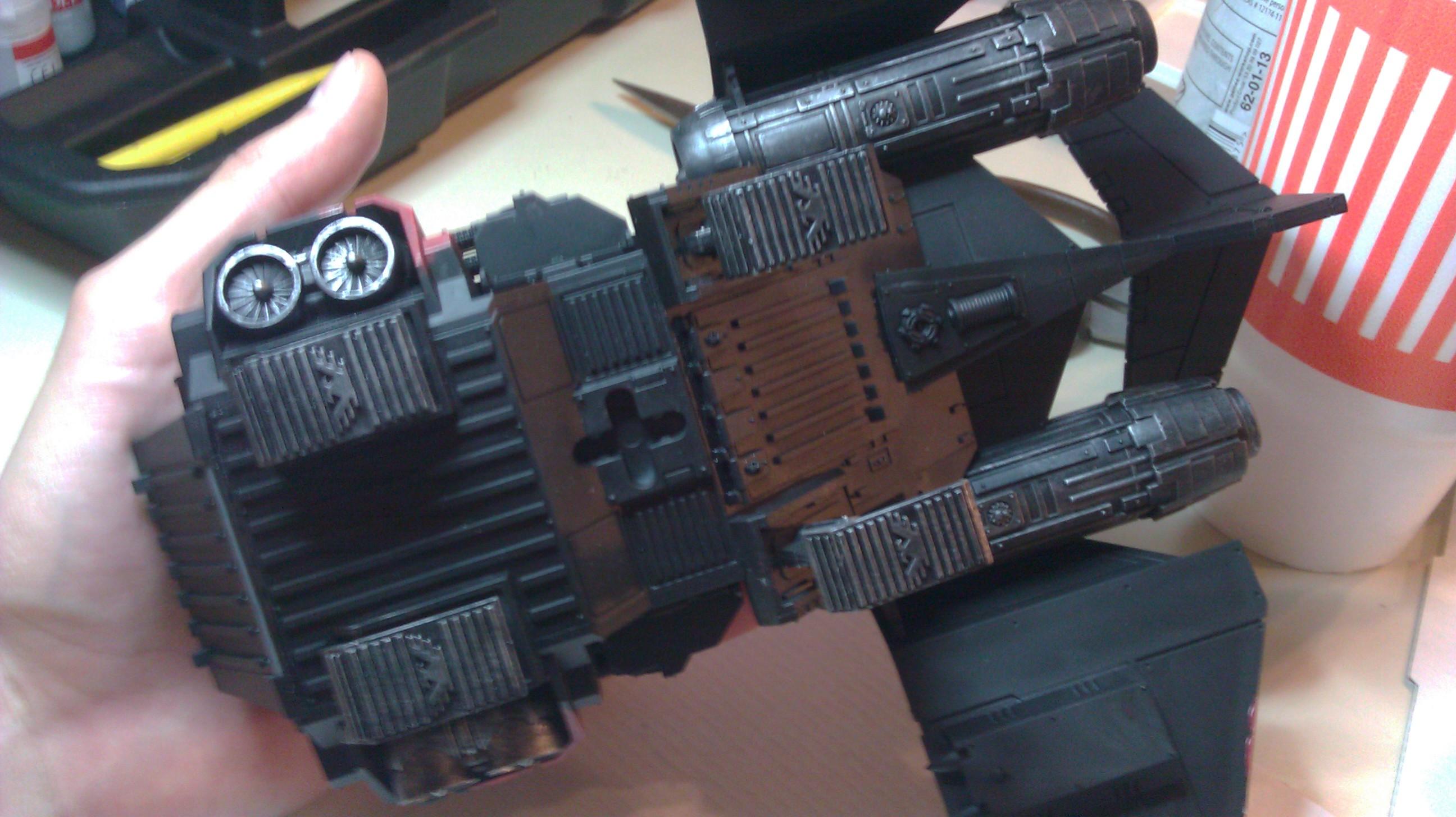 I began to drybrush more of the metal areas with boltgun metal (just one coat makes it look worn)