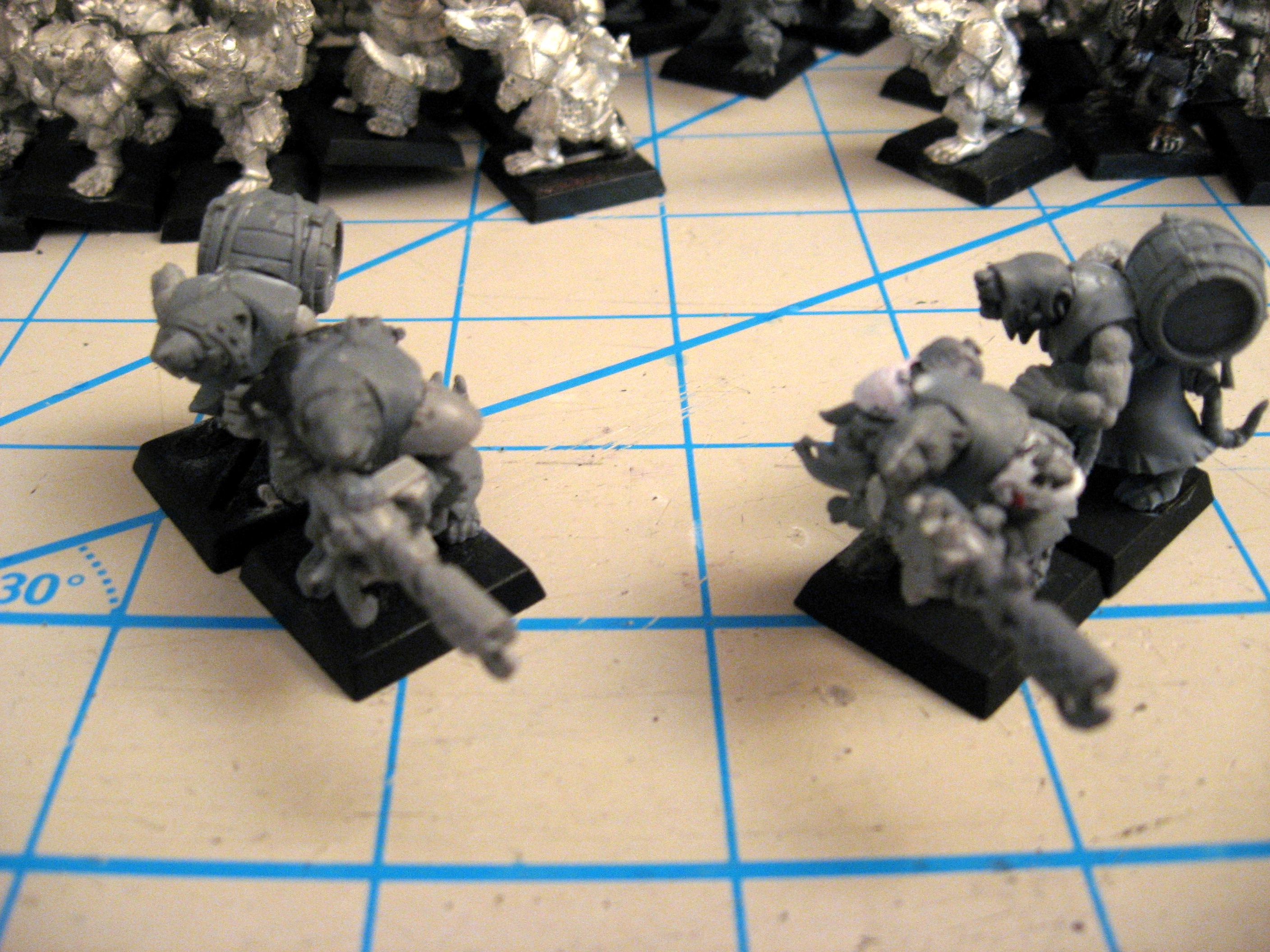 Kitbashed Warpfire Throwers - right