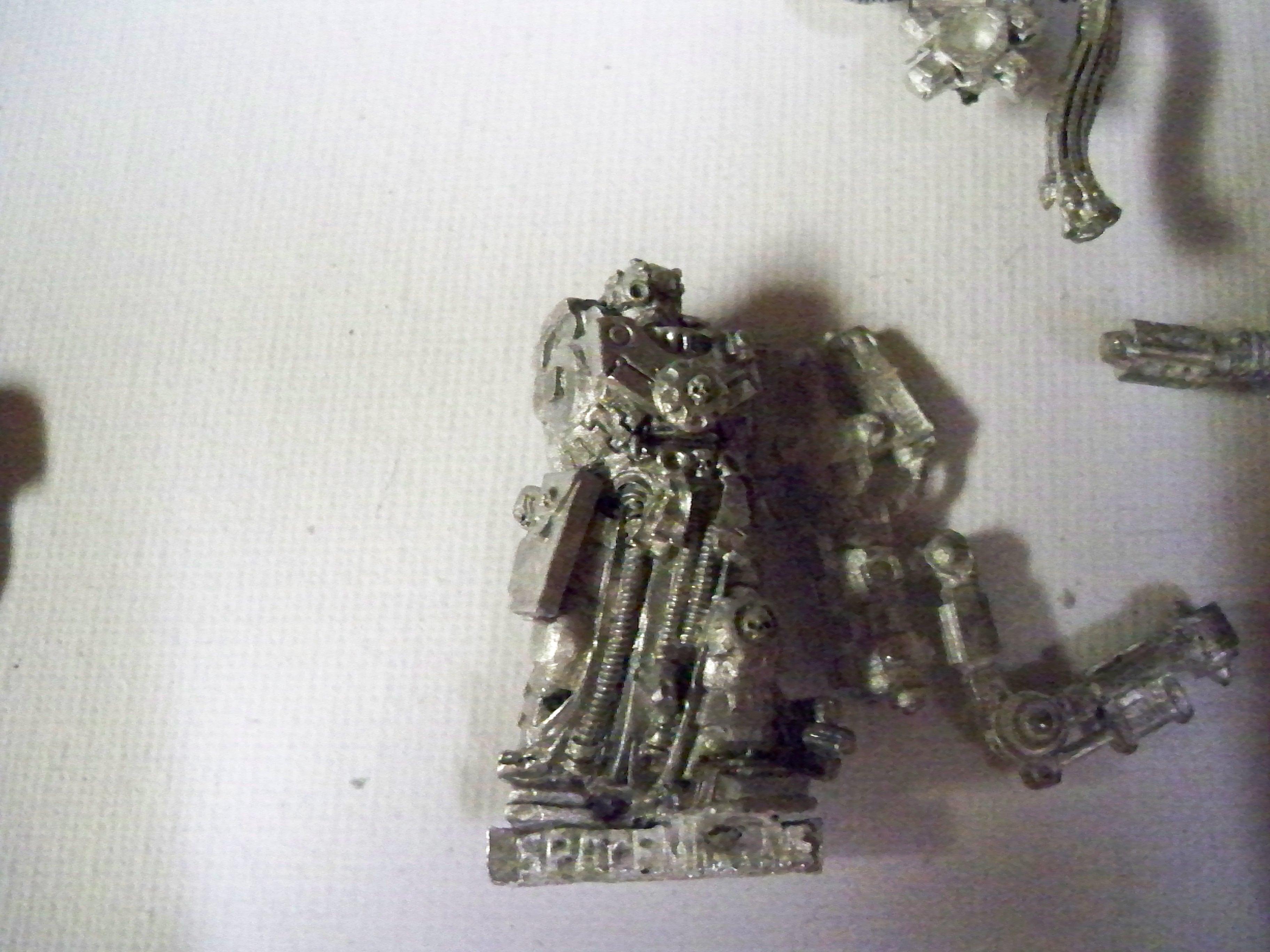 Techmarine #2 - Partial servo harness, will mod it up and it'll be fine