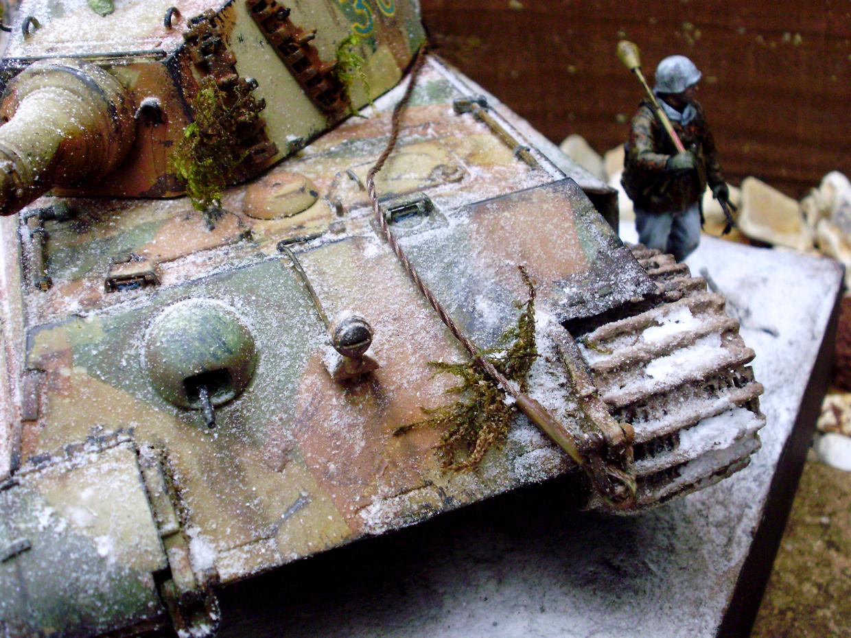 Diorama, Tank